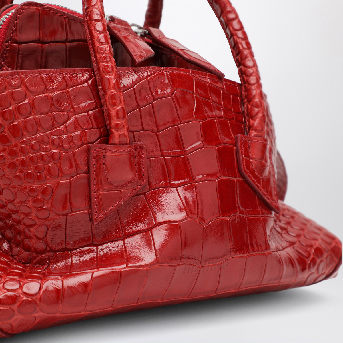 La Passeggiata Mini Tasche aus rotem Leder mit Krokoprägung