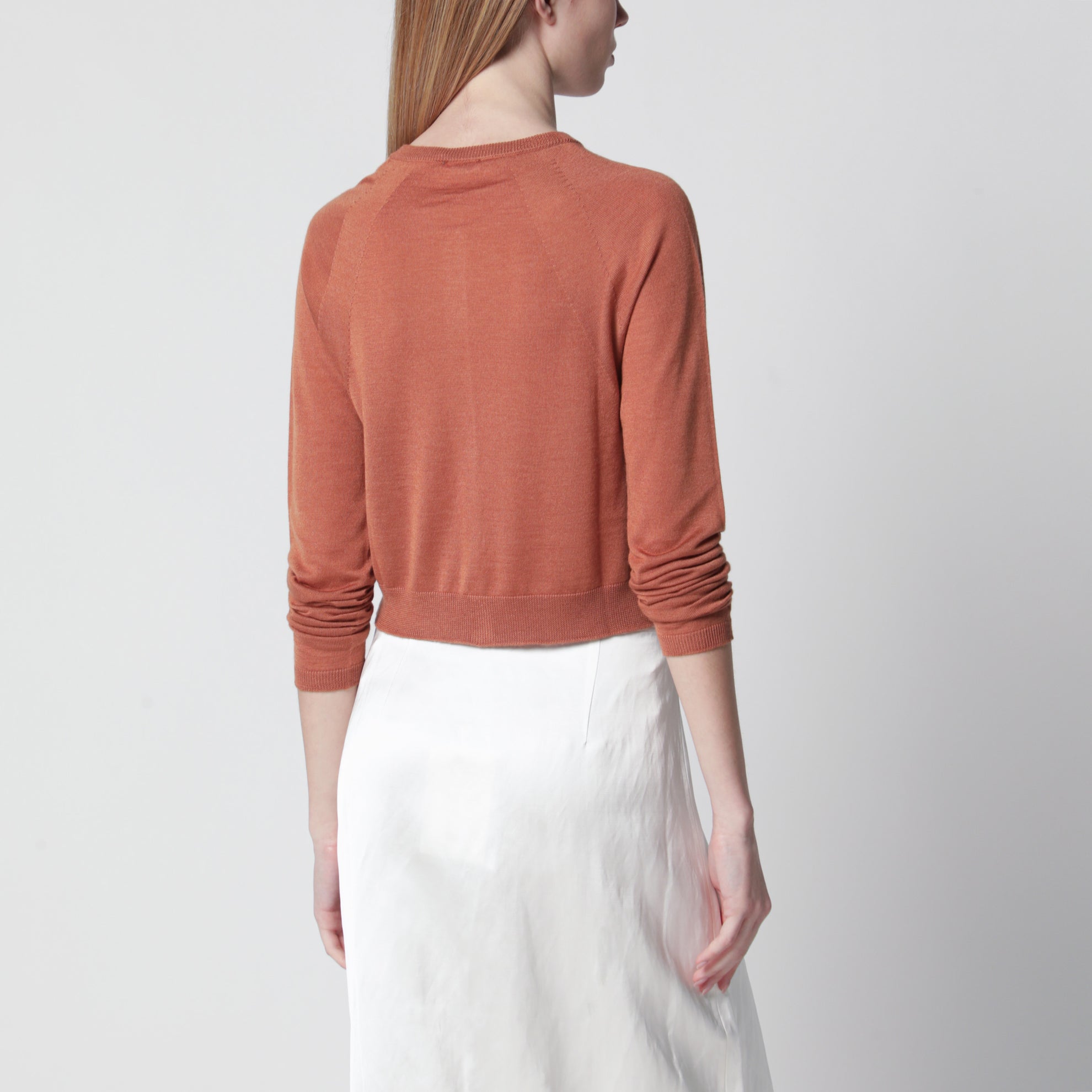 Cardigan color mattone in cashmere e seta