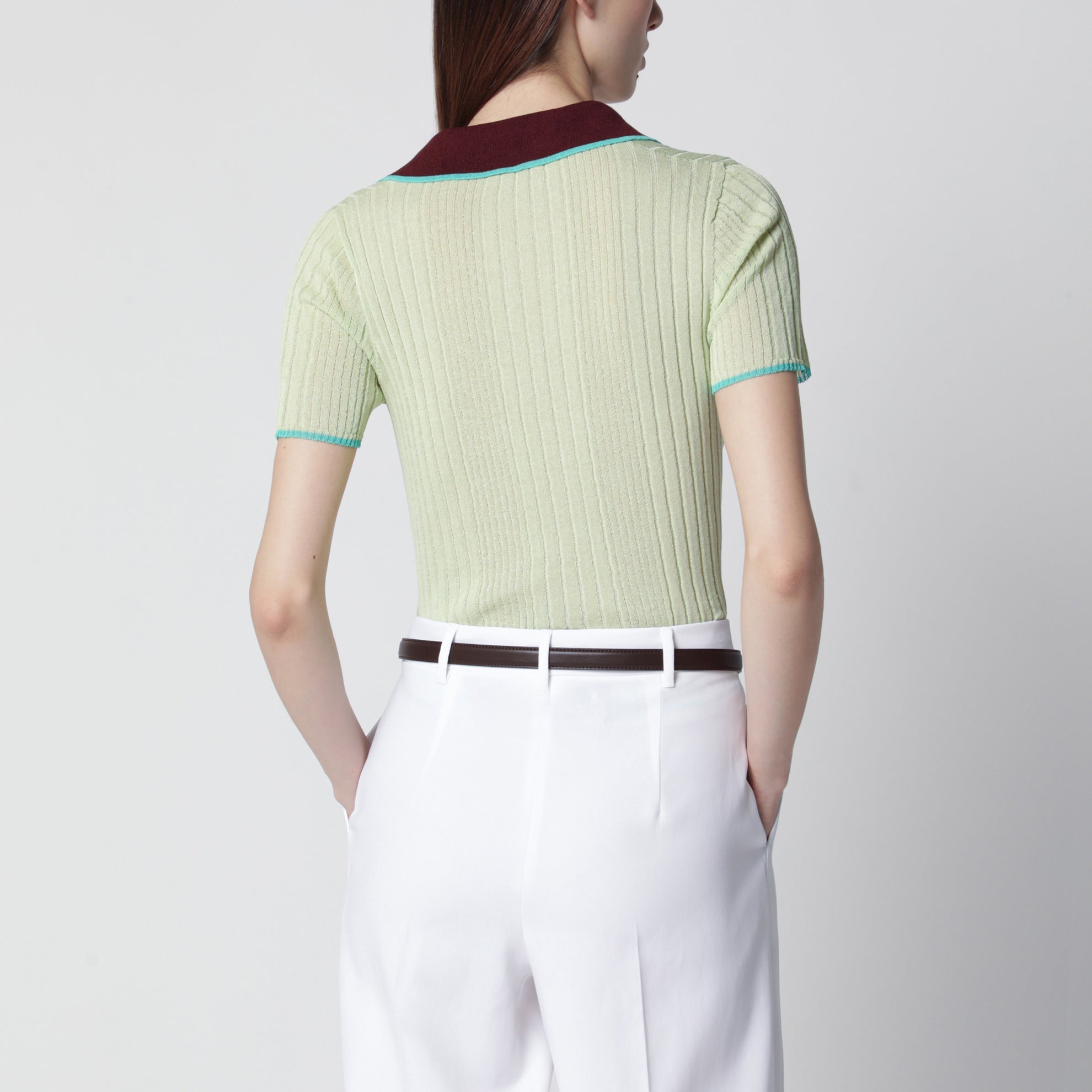 Ripp-Poloshirt mit Kontrastdetails aus Viskosemix