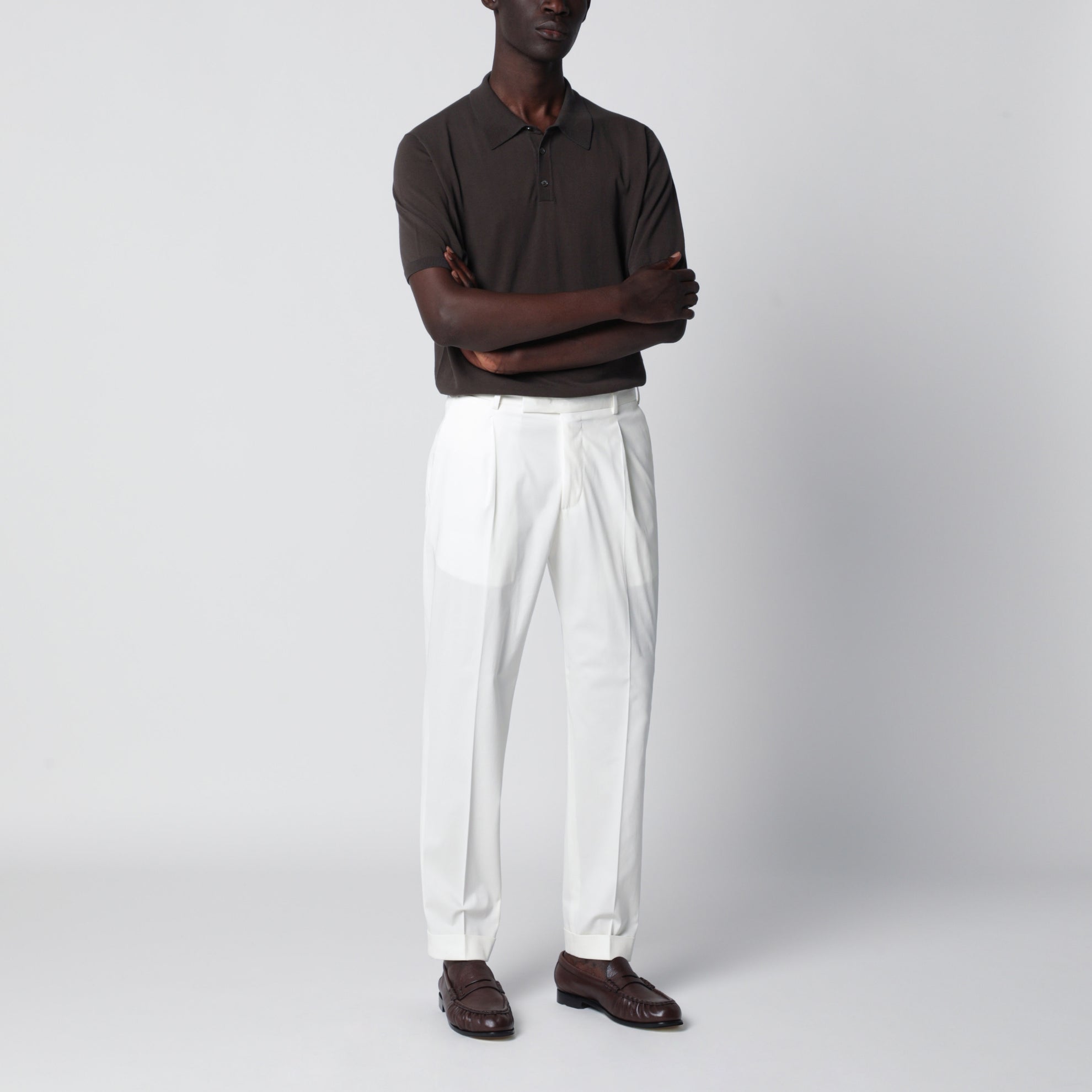 Polo regular in cotone crêpe color moro