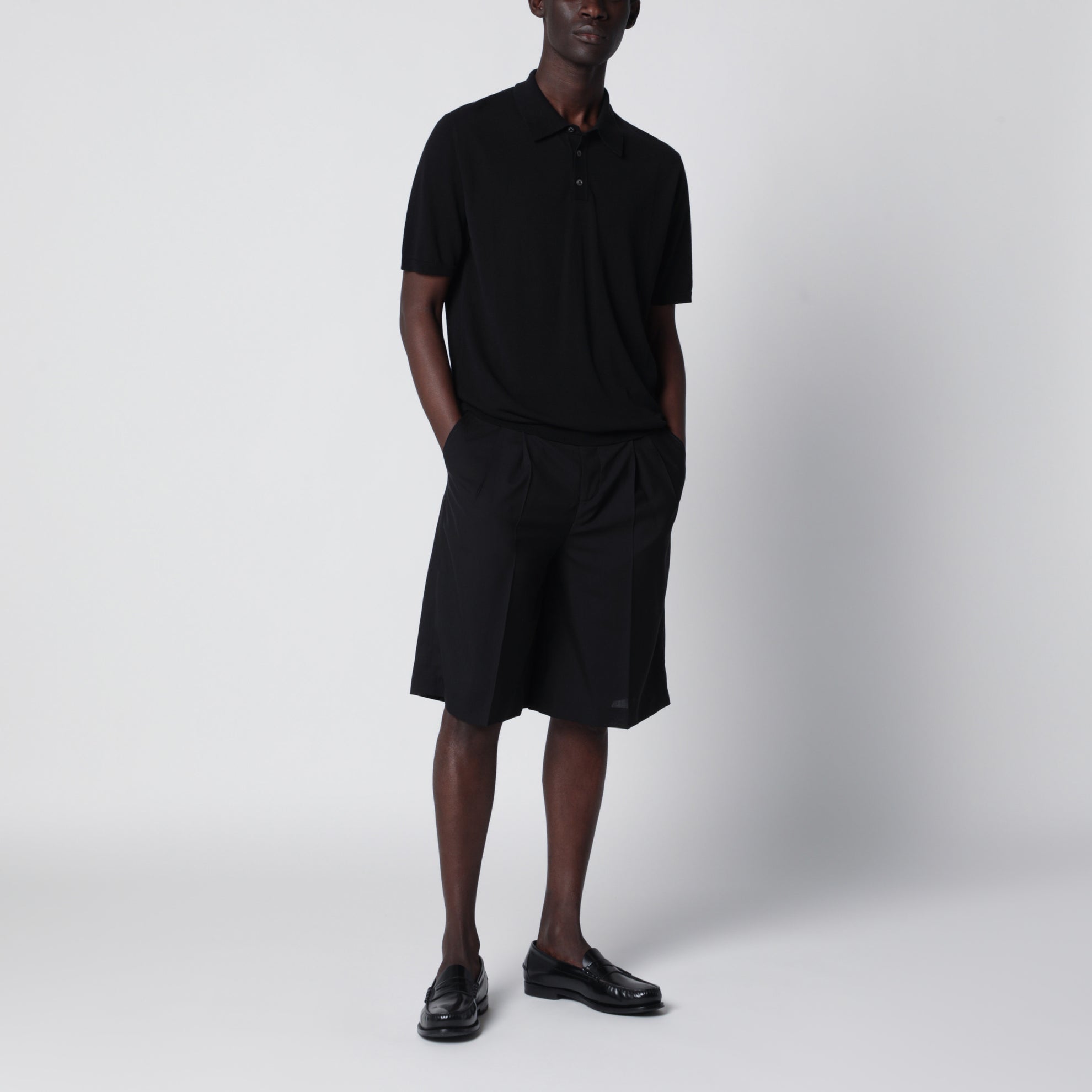 Polo regular in cotone nera