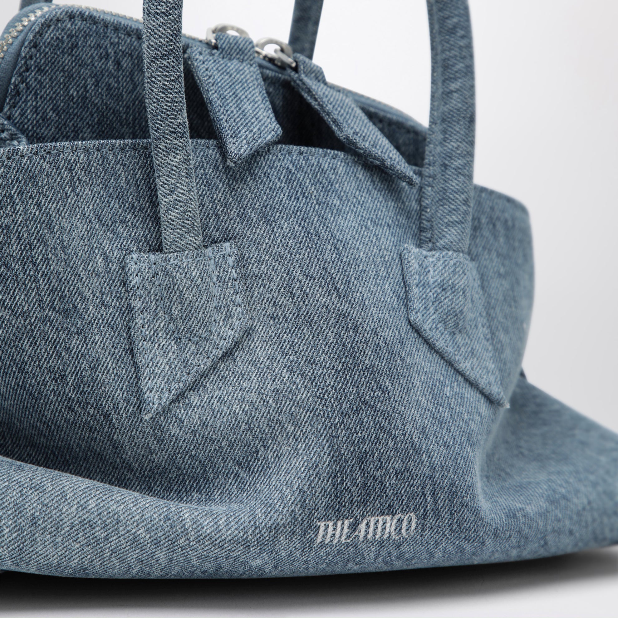 La Passeggiata Mini bag in washed denim