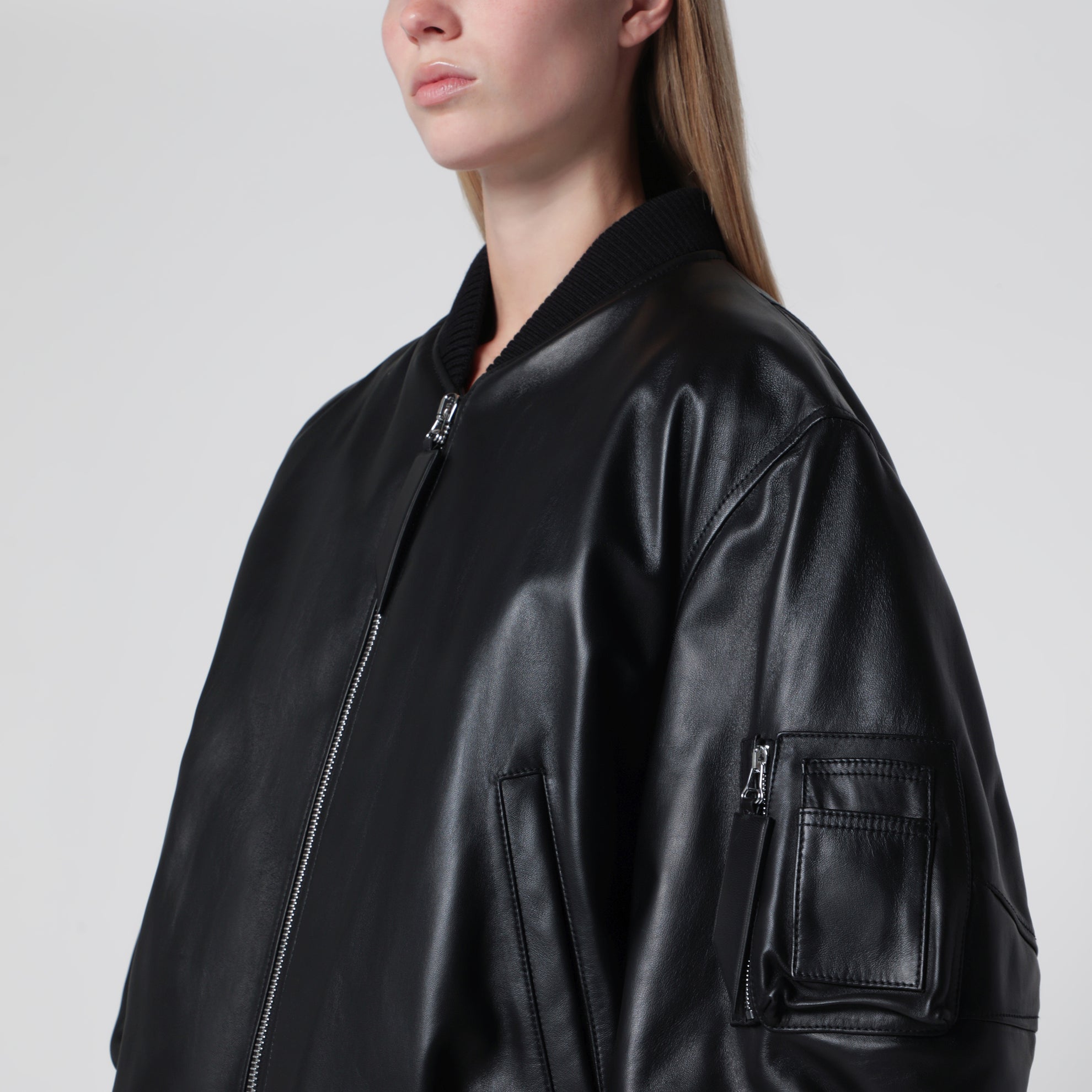 Anja Bomberjacke aus schwarzem Leder