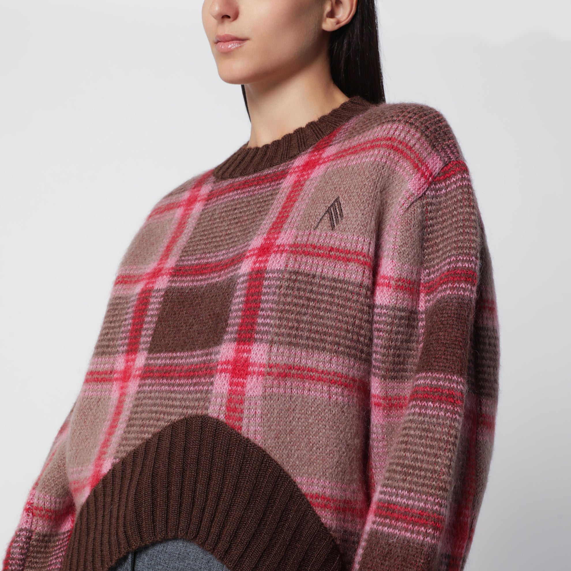 Pullover aus Mohairmischung mit Karomuster in Kaffee/Rosa