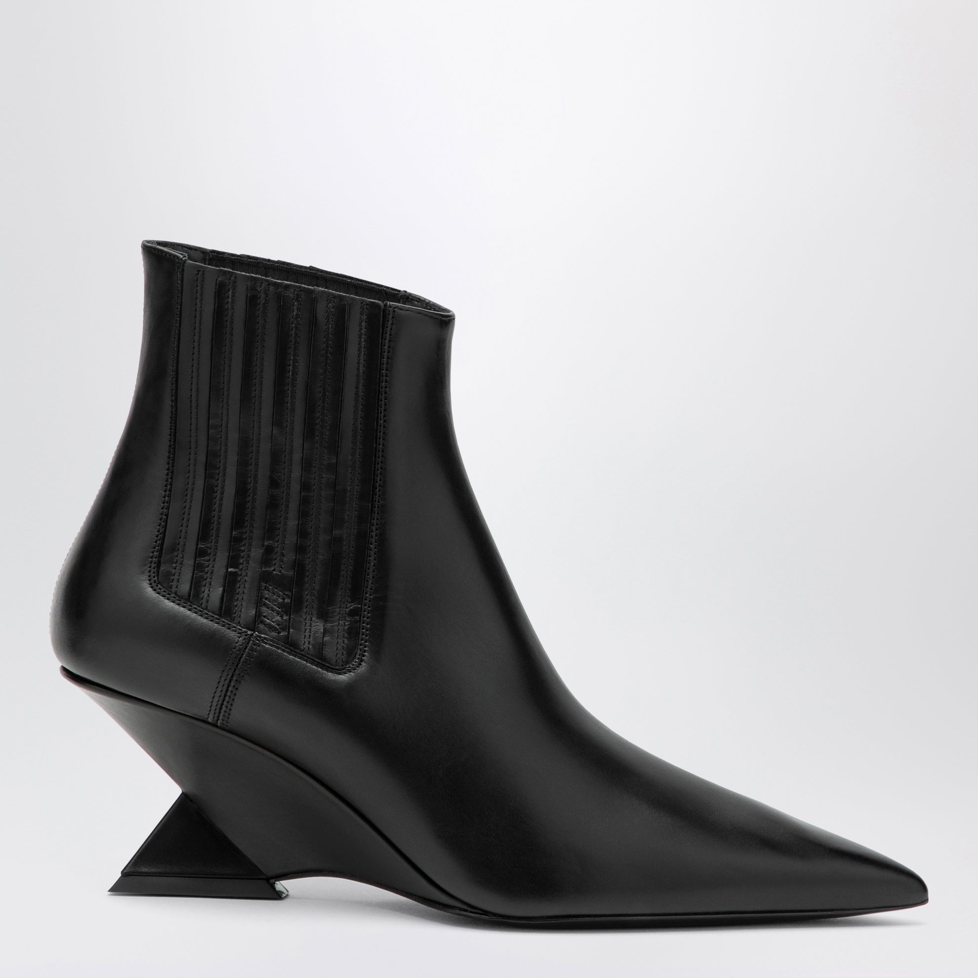Bottines Cheope à talon compensé en cuir noir