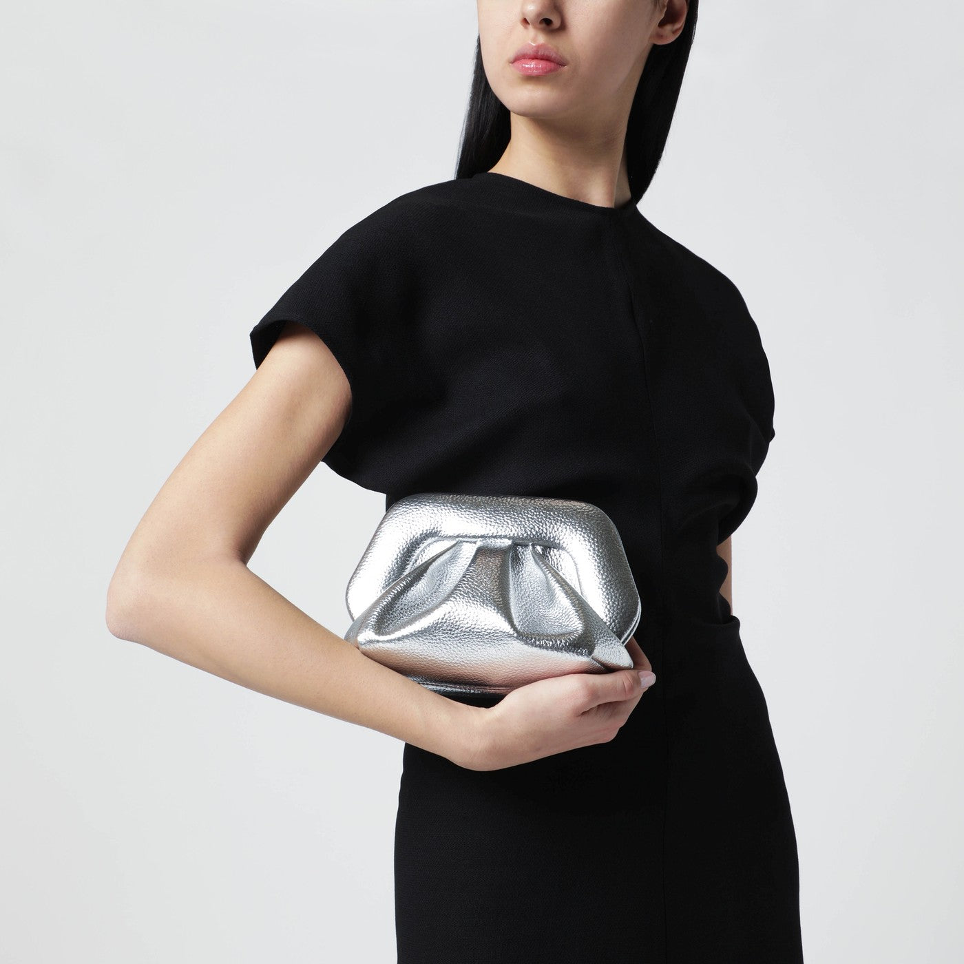 Tia Clutch in Silber