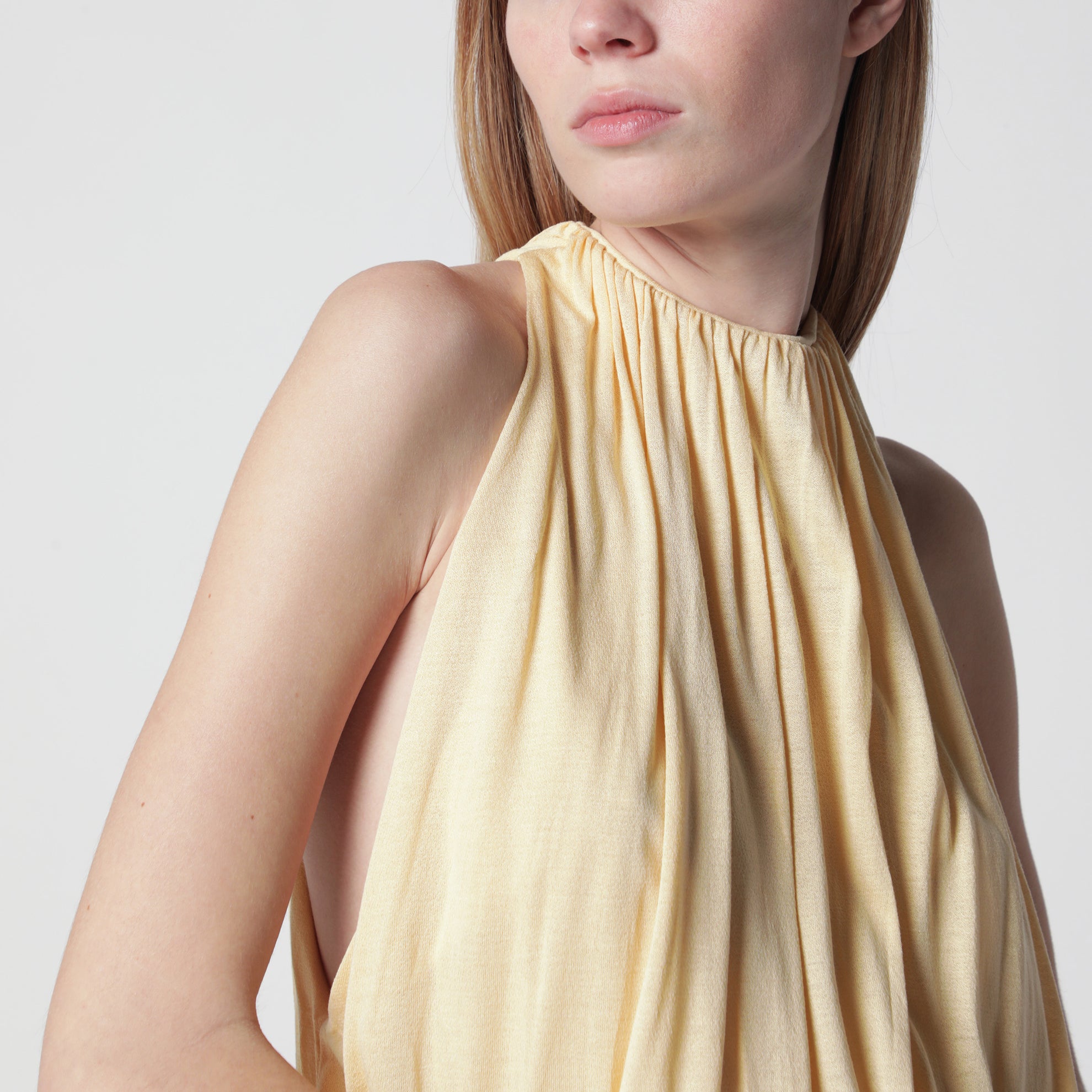 Midikleid mit Raffung aus Viskose in Gelb