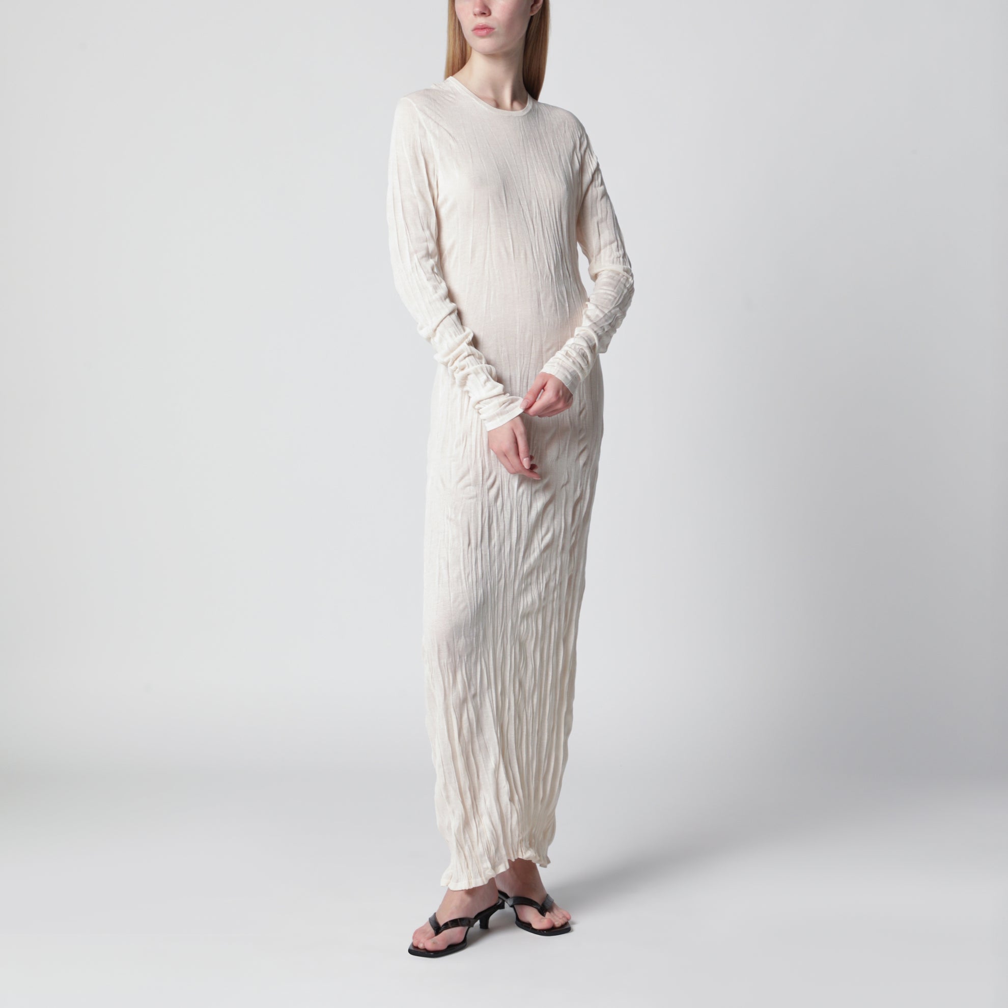 Robe abricot clair en maille froissée