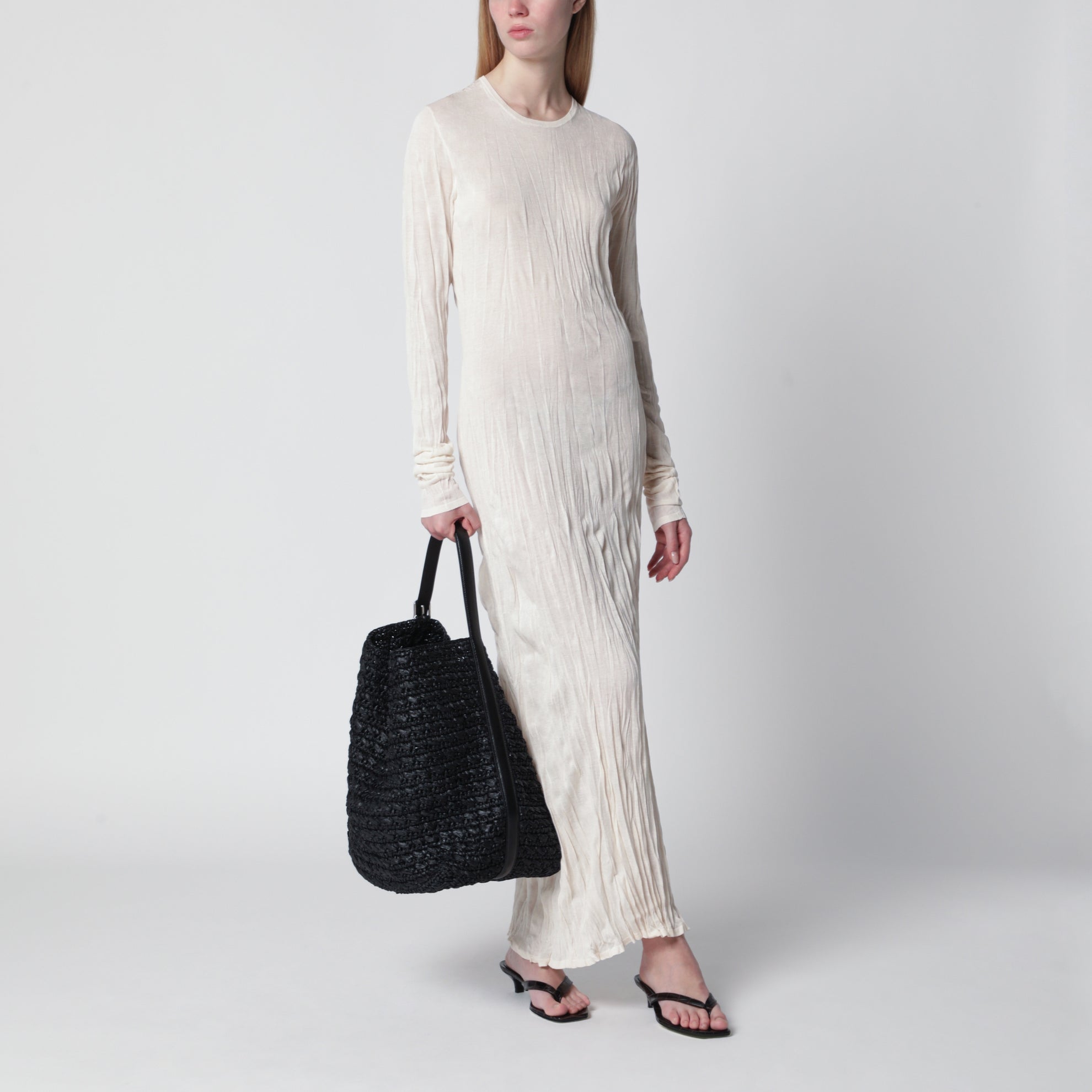 Robe abricot clair en maille froissée