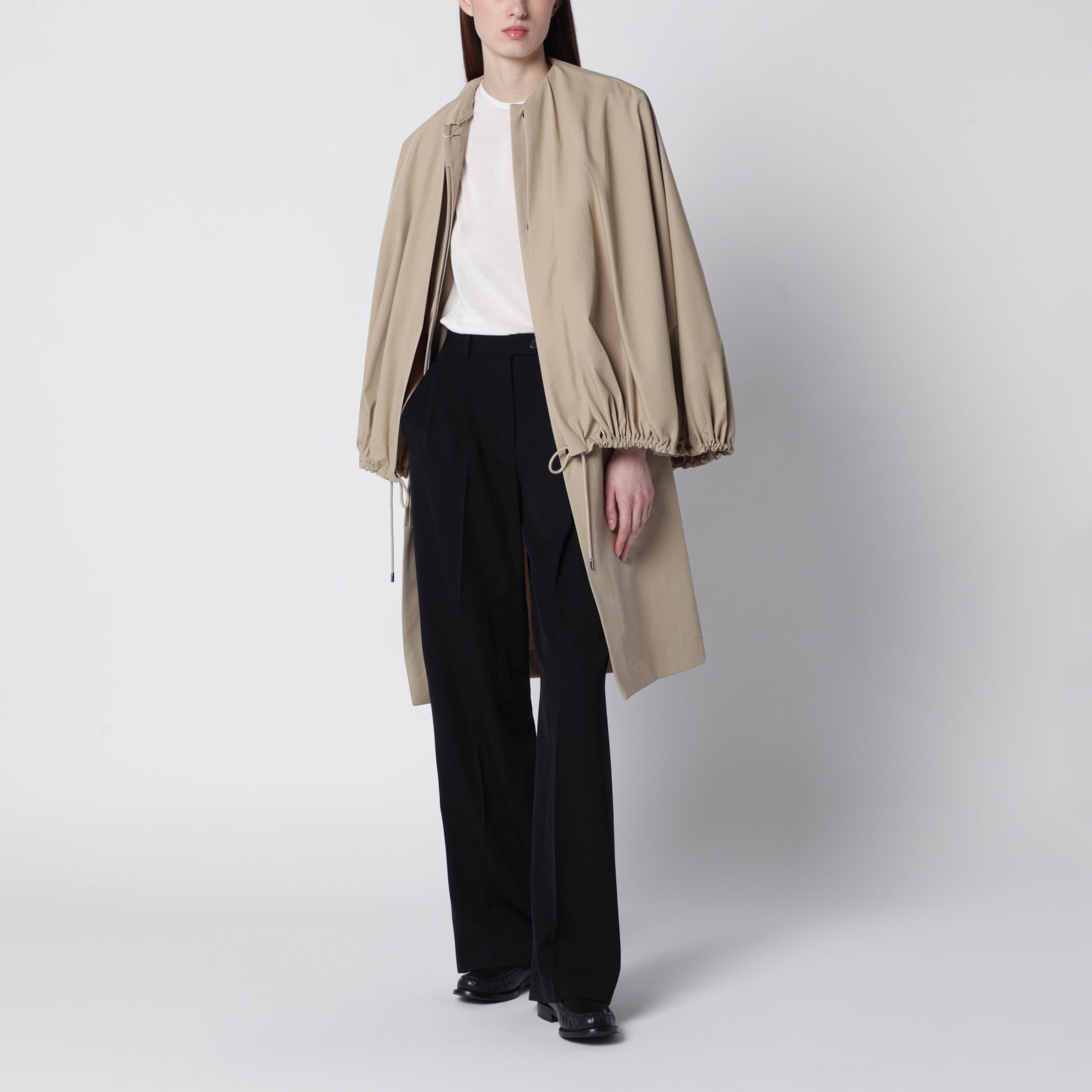 Cappotto a mantella beige in cotone