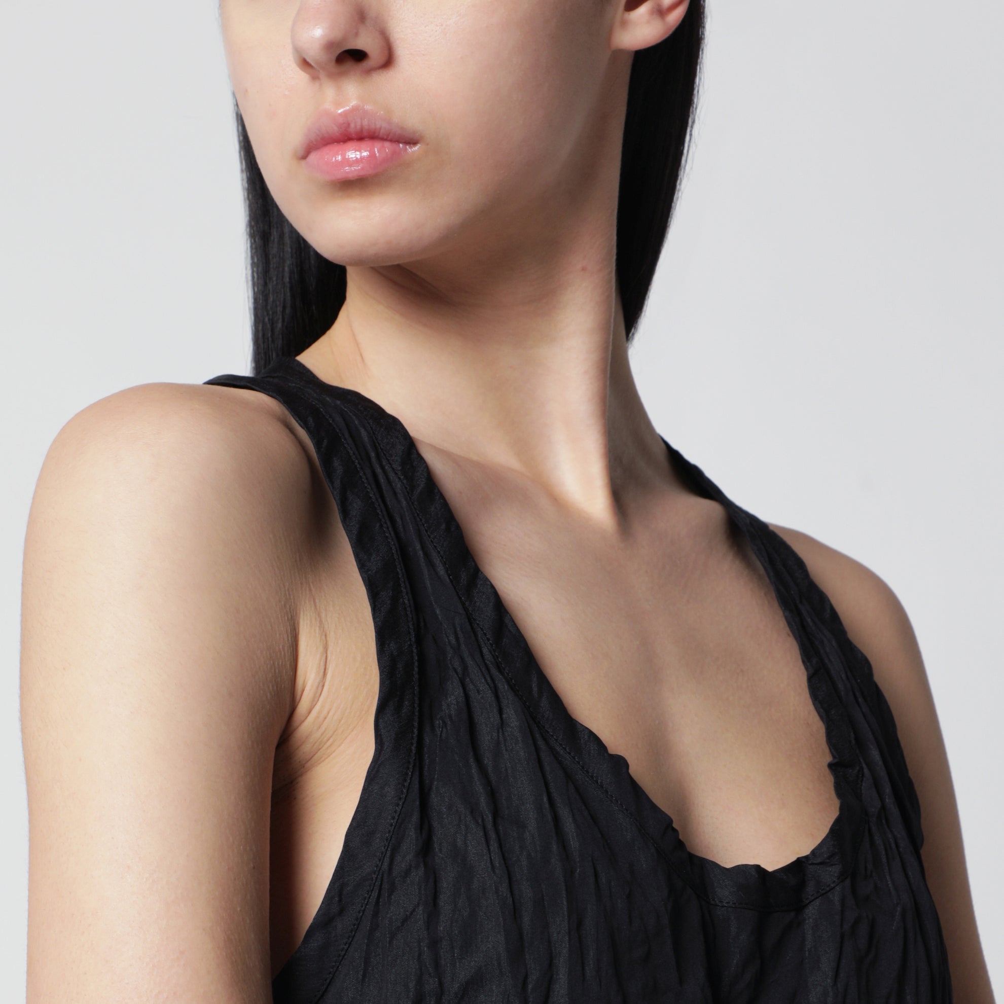 Black crinkled cotton tank top