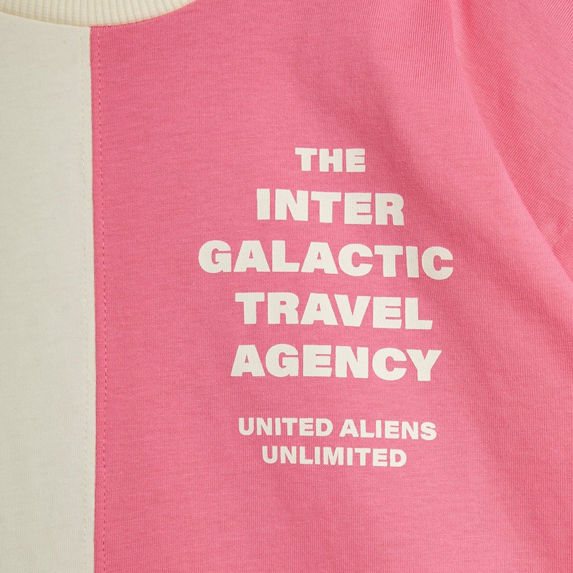 Weiß/Rosa T-Shirt mit Travel Agency Print