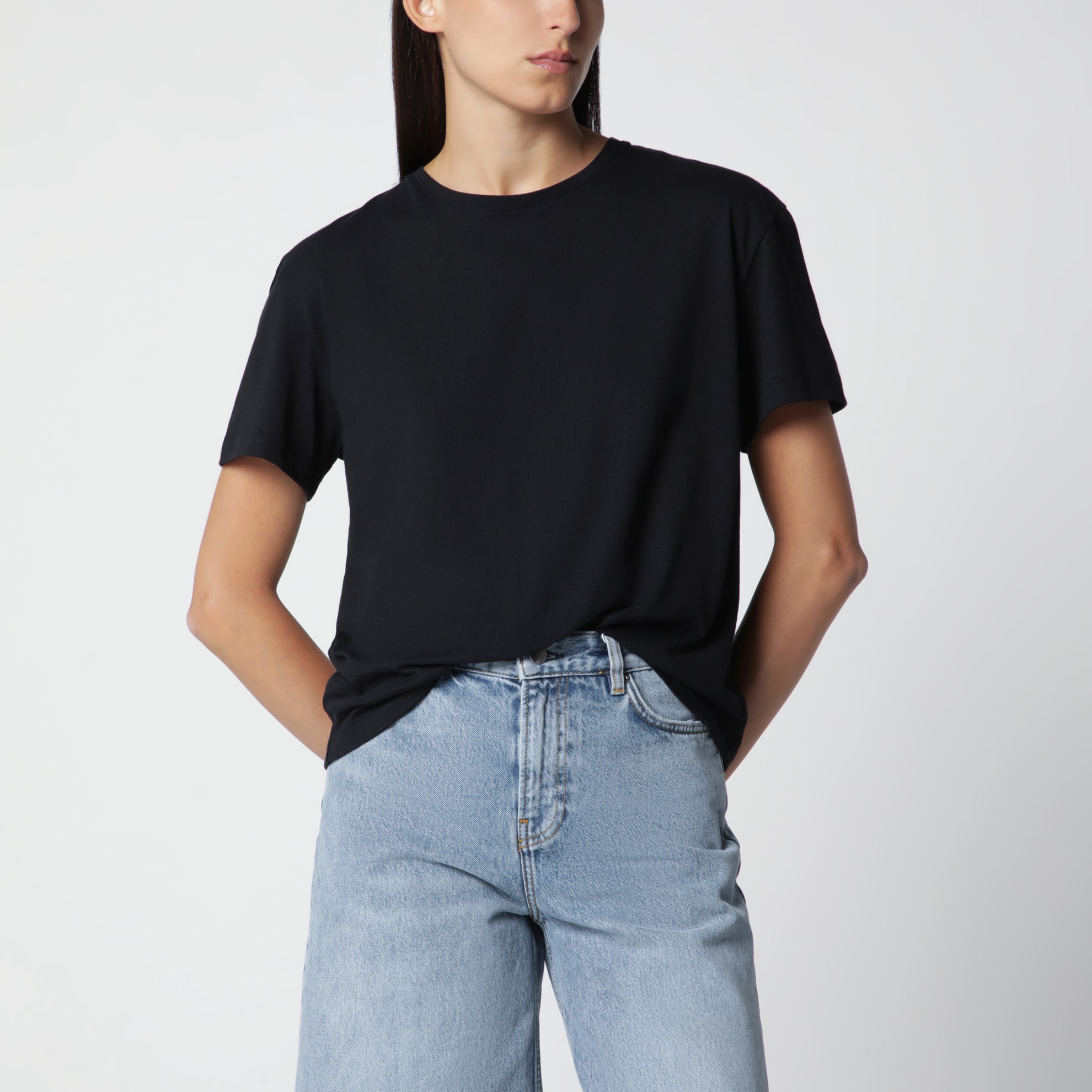 Classic T-Shirt in Black Organic Cotton Jersey