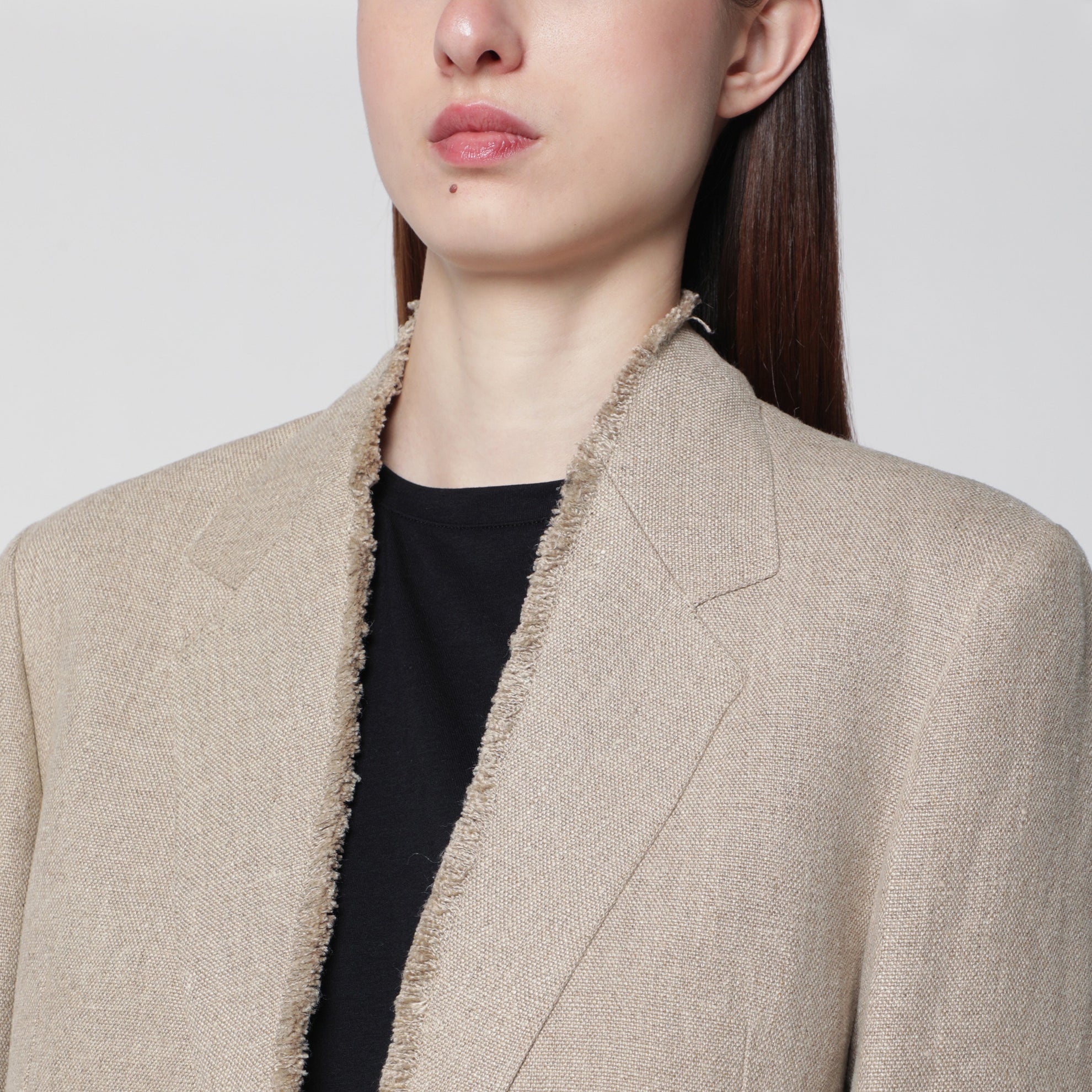 Leinenblazer mit offenen Fransenrevers in Beige