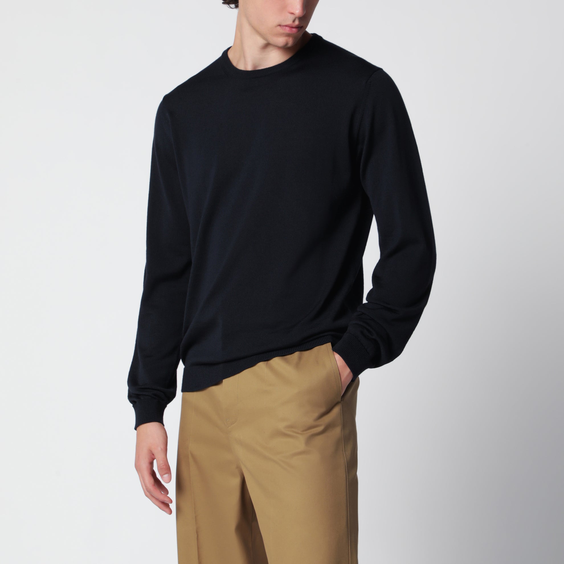 Maglia girocollo blu navy in lana