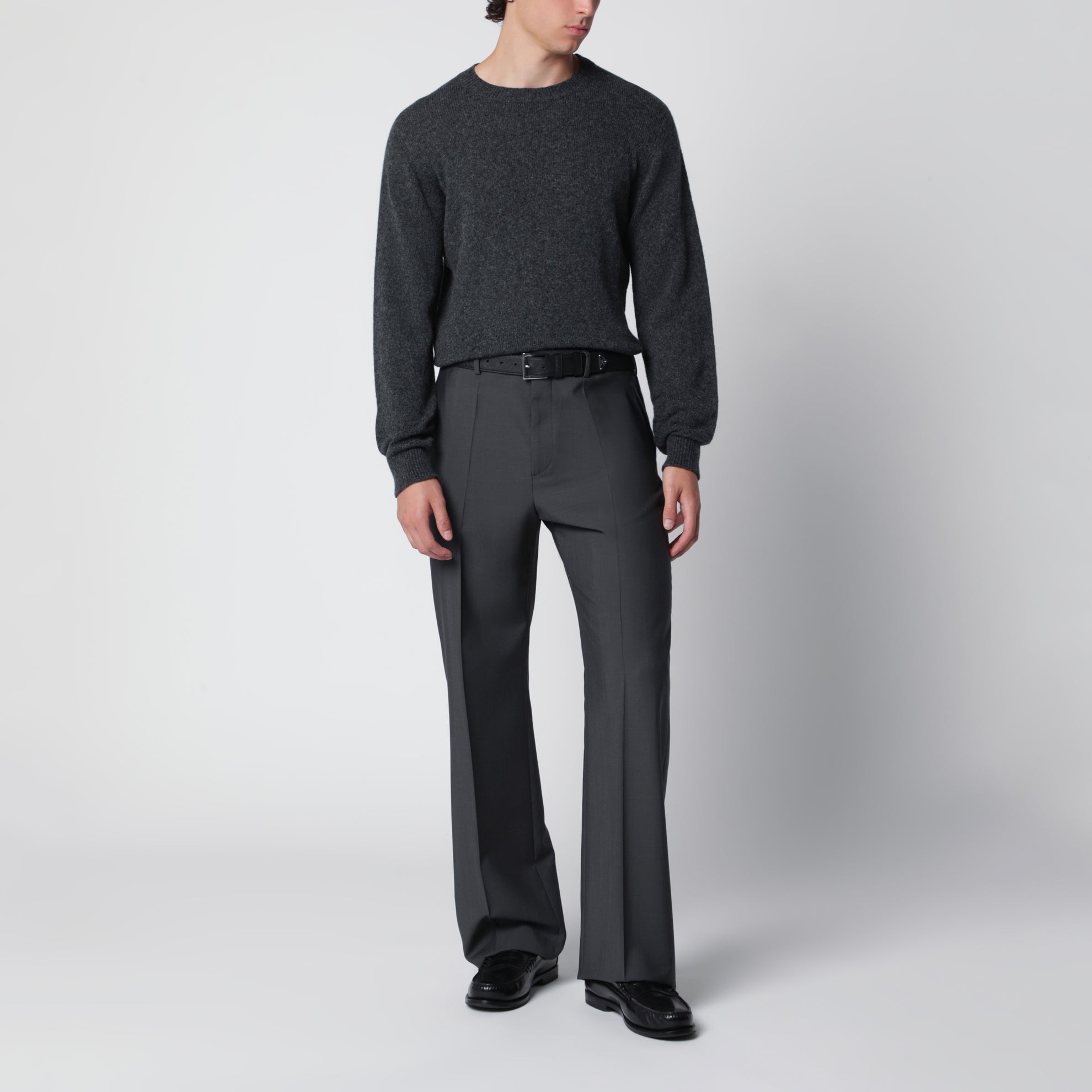 Maglione grigio antracite in misto lana