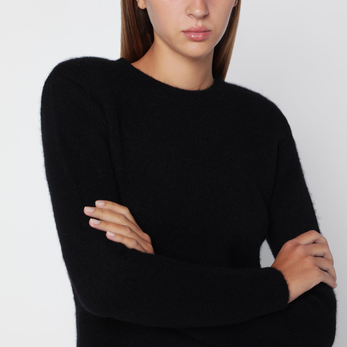Pull col rond noir en mélange de soie et cachemire
