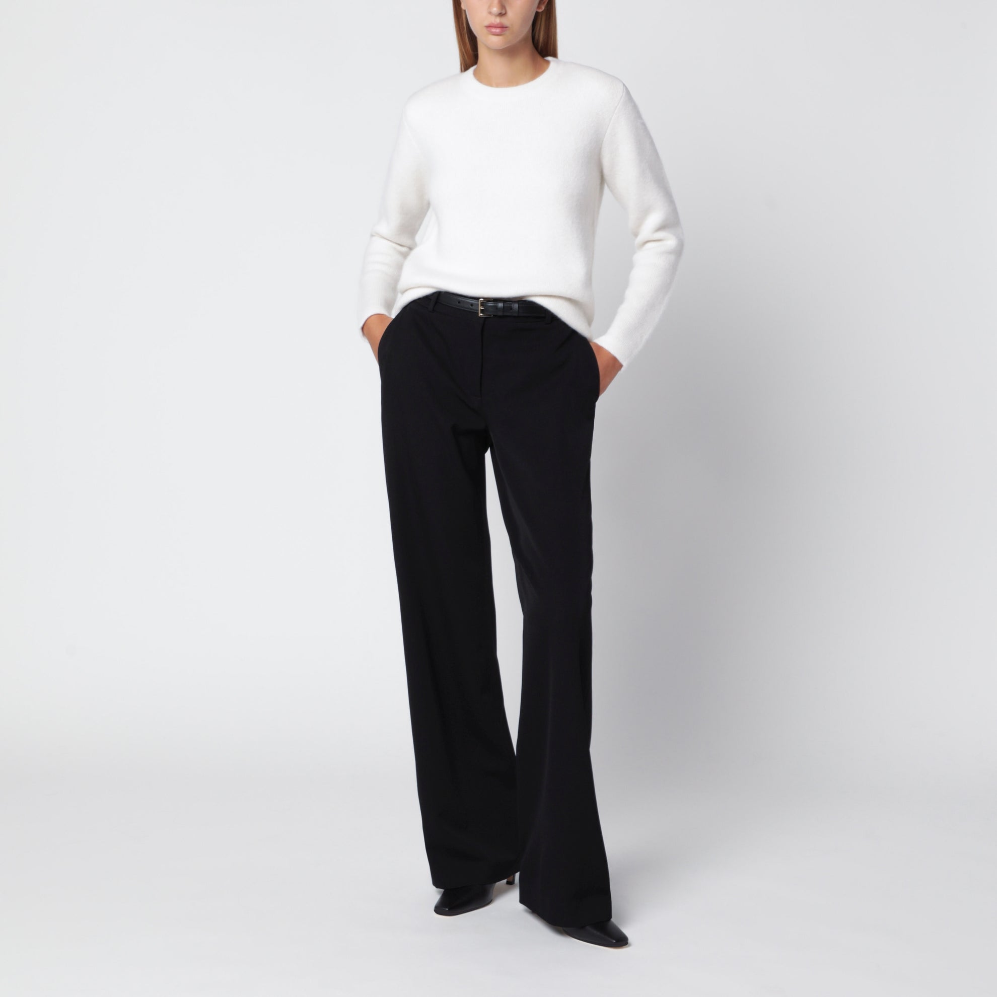 Ecru crew-neck sweater in silk and cashmere blend