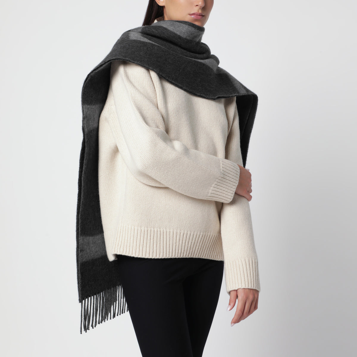 Dark grey melange scarf in brushed wool