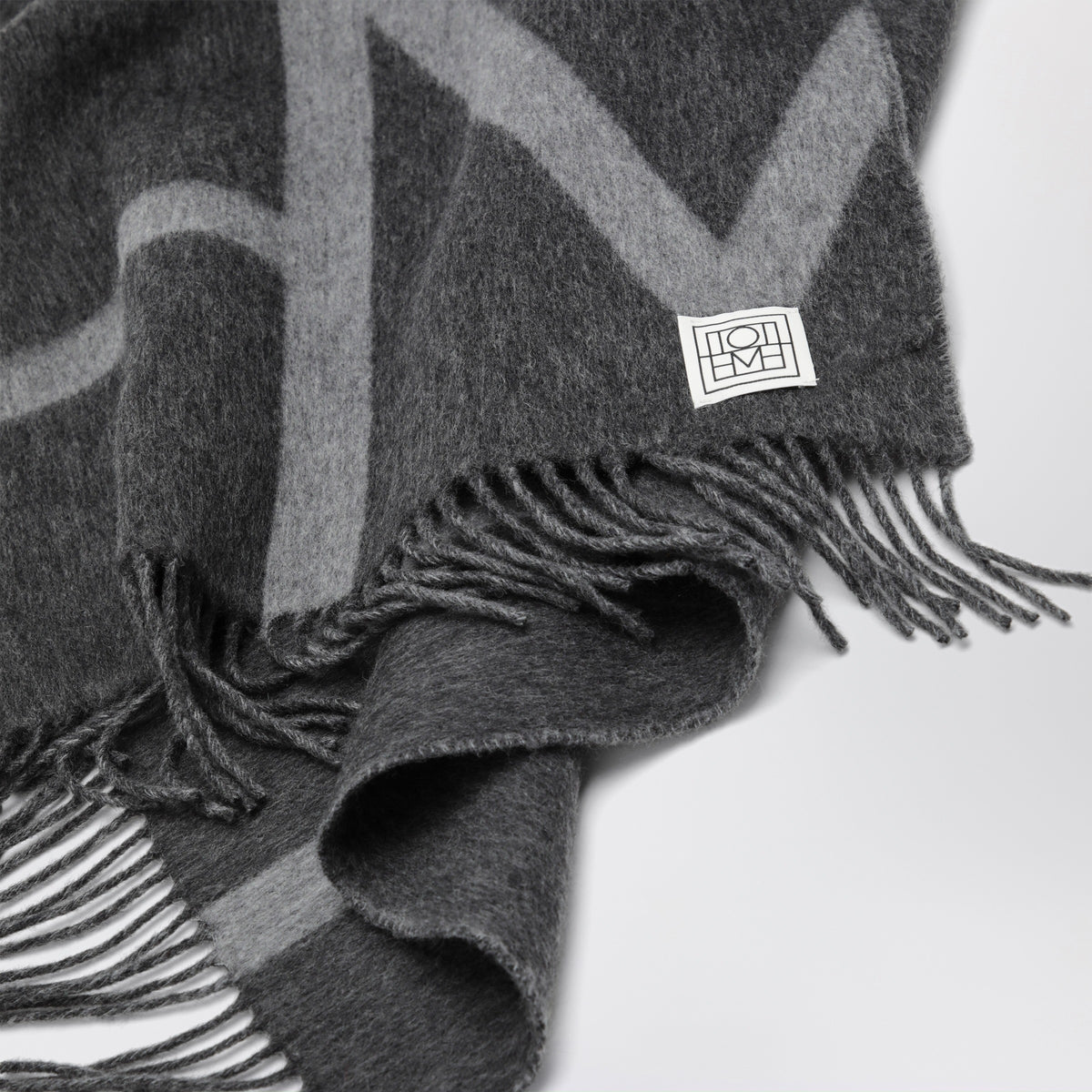 Dark grey melange scarf in brushed wool