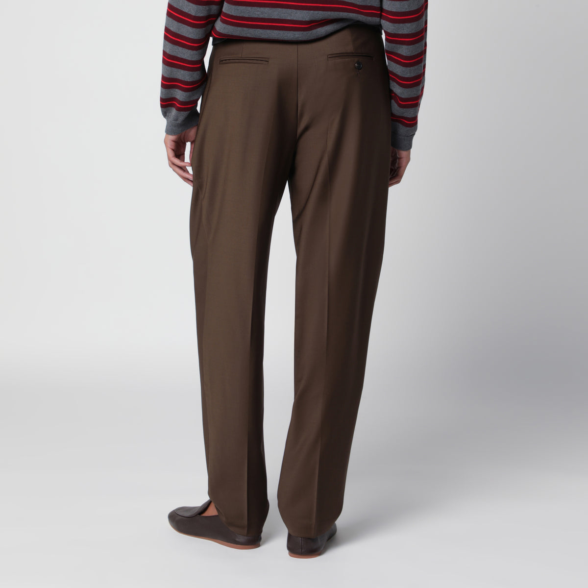 Chestnut carrot trousers in wool