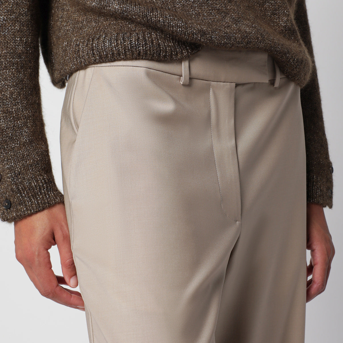 Pantaloni sartoriali beige in lana vergine