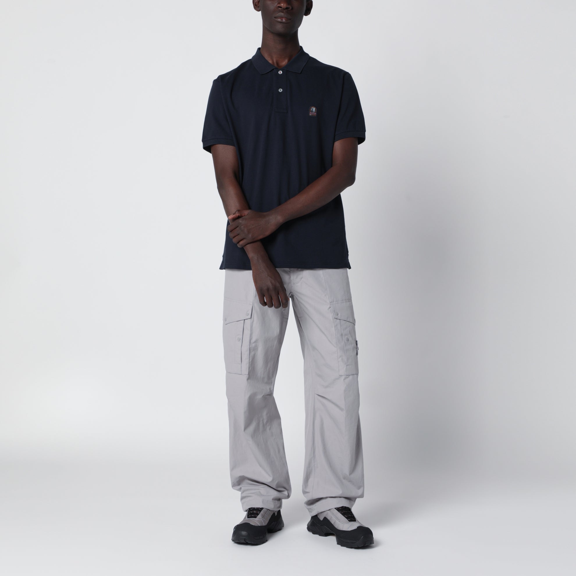 Polo bleu marine avec patch logo