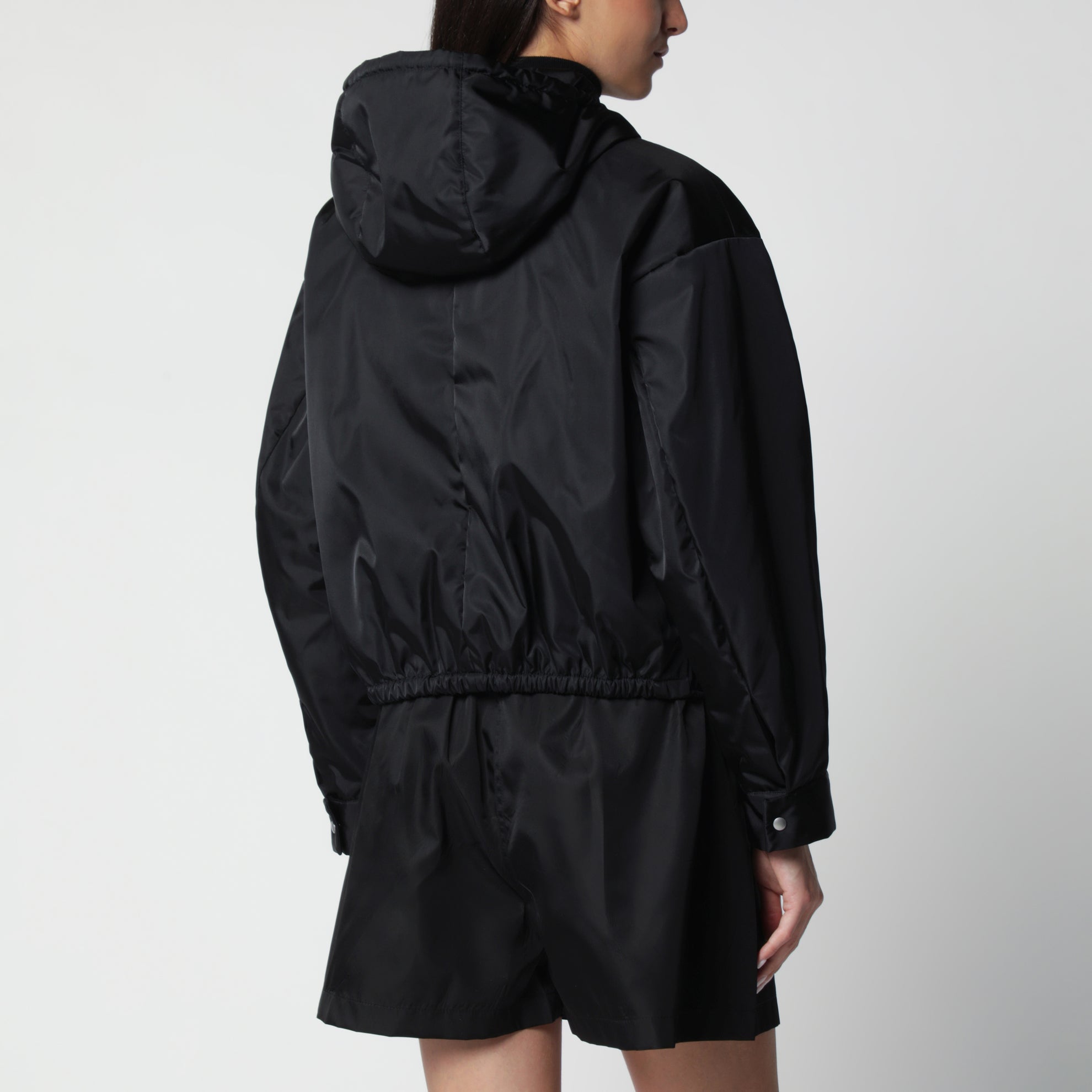 Giacca con zip nera in Re-Nylon