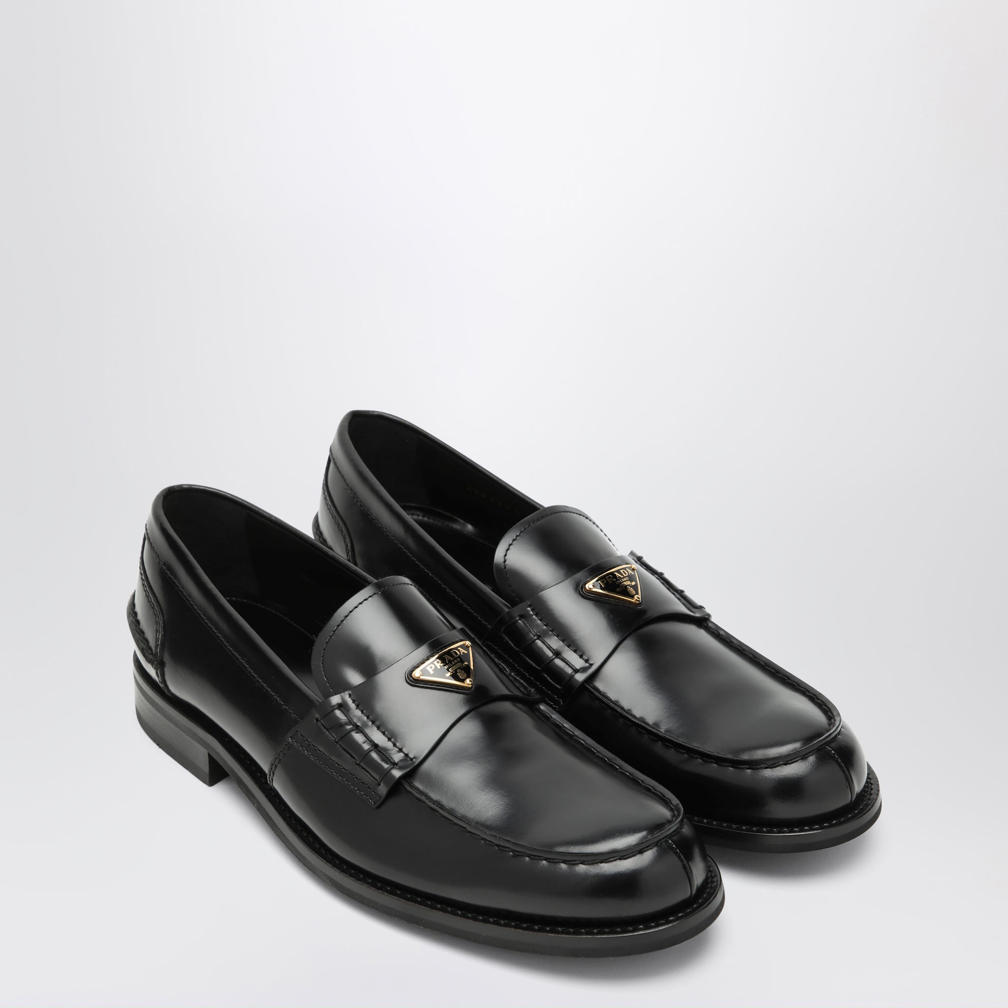 Mocassins en cuir brossé noir