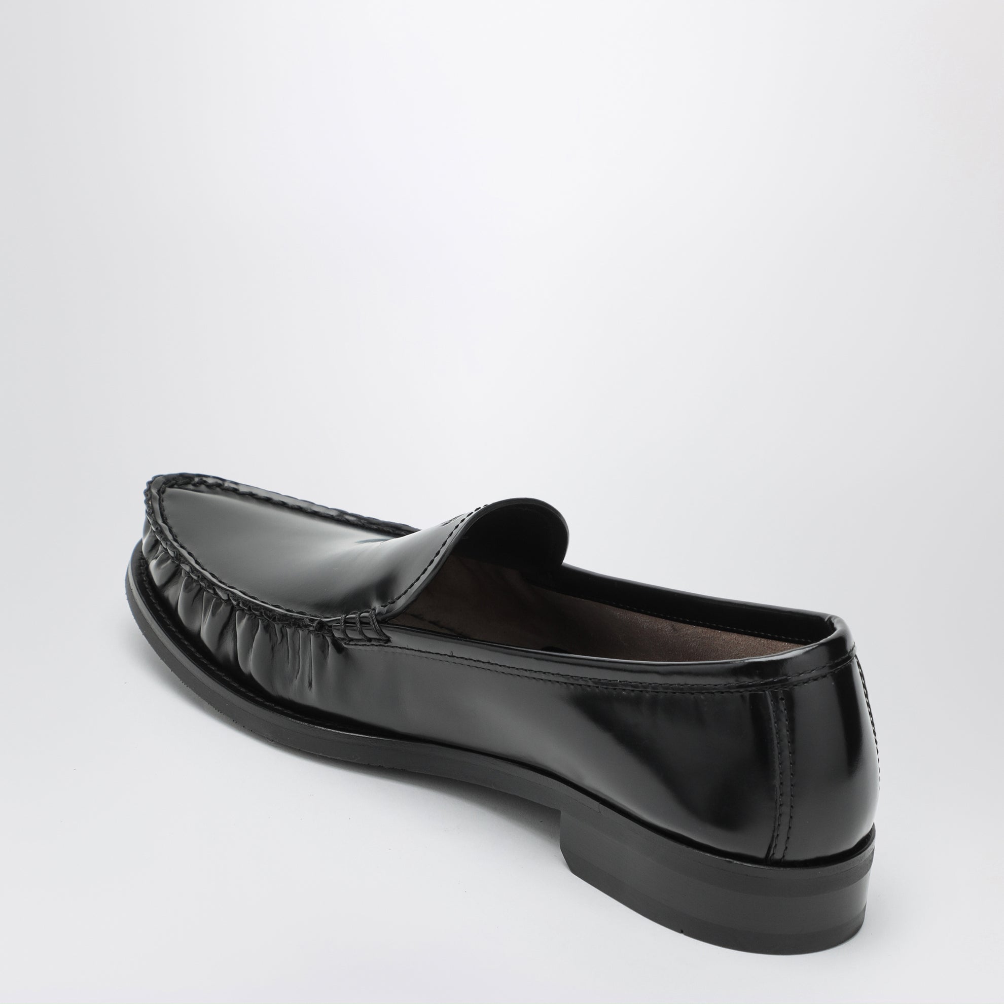 Mocassins noirs en cuir brossé