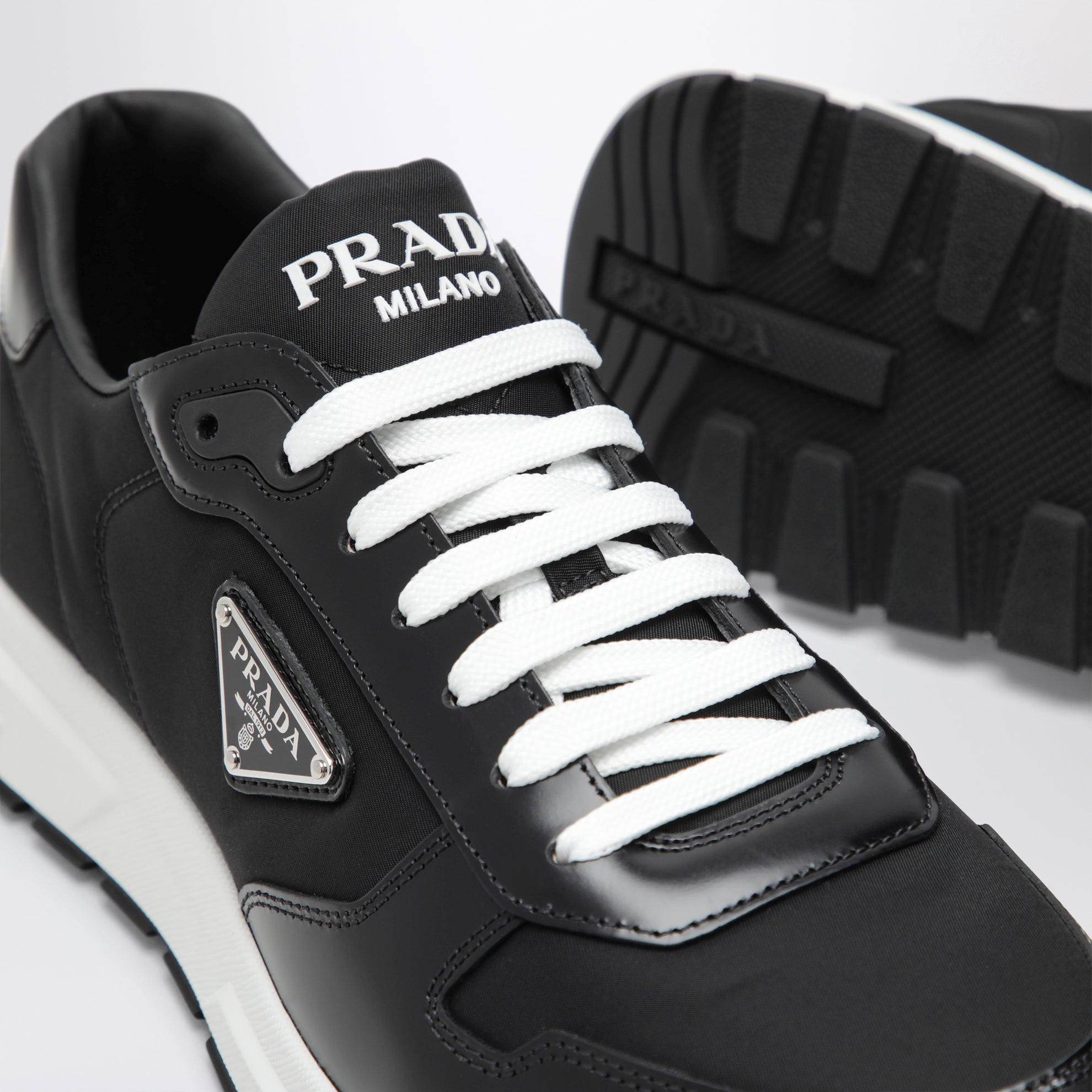 Prax 01 sneakers in black Re-Nylon and brushed leather