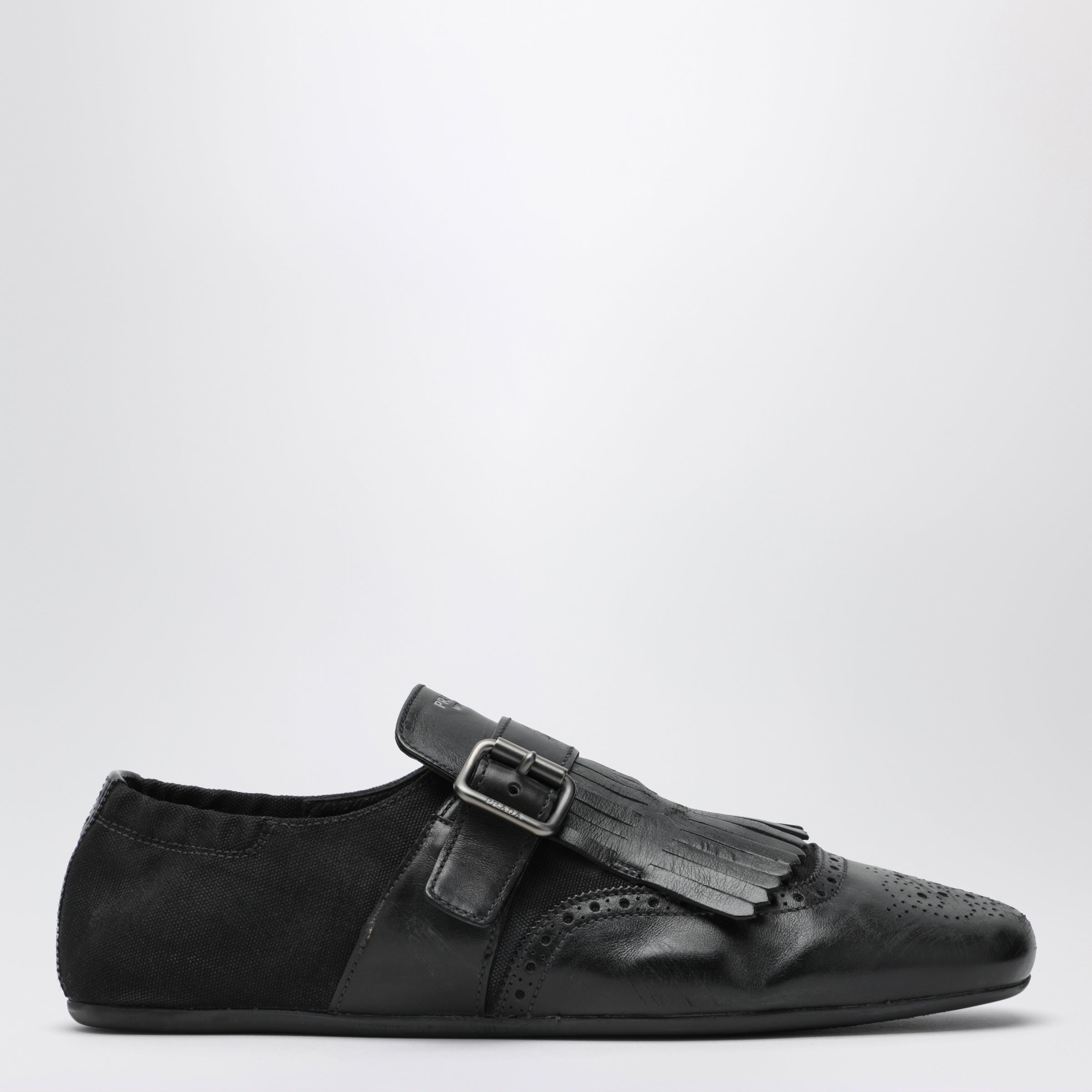 PRADA プラダ　シャッフル バックル付レザーシューズ　1E974N Prada Black leather Shuffle buckle shoes | TheDoubleF