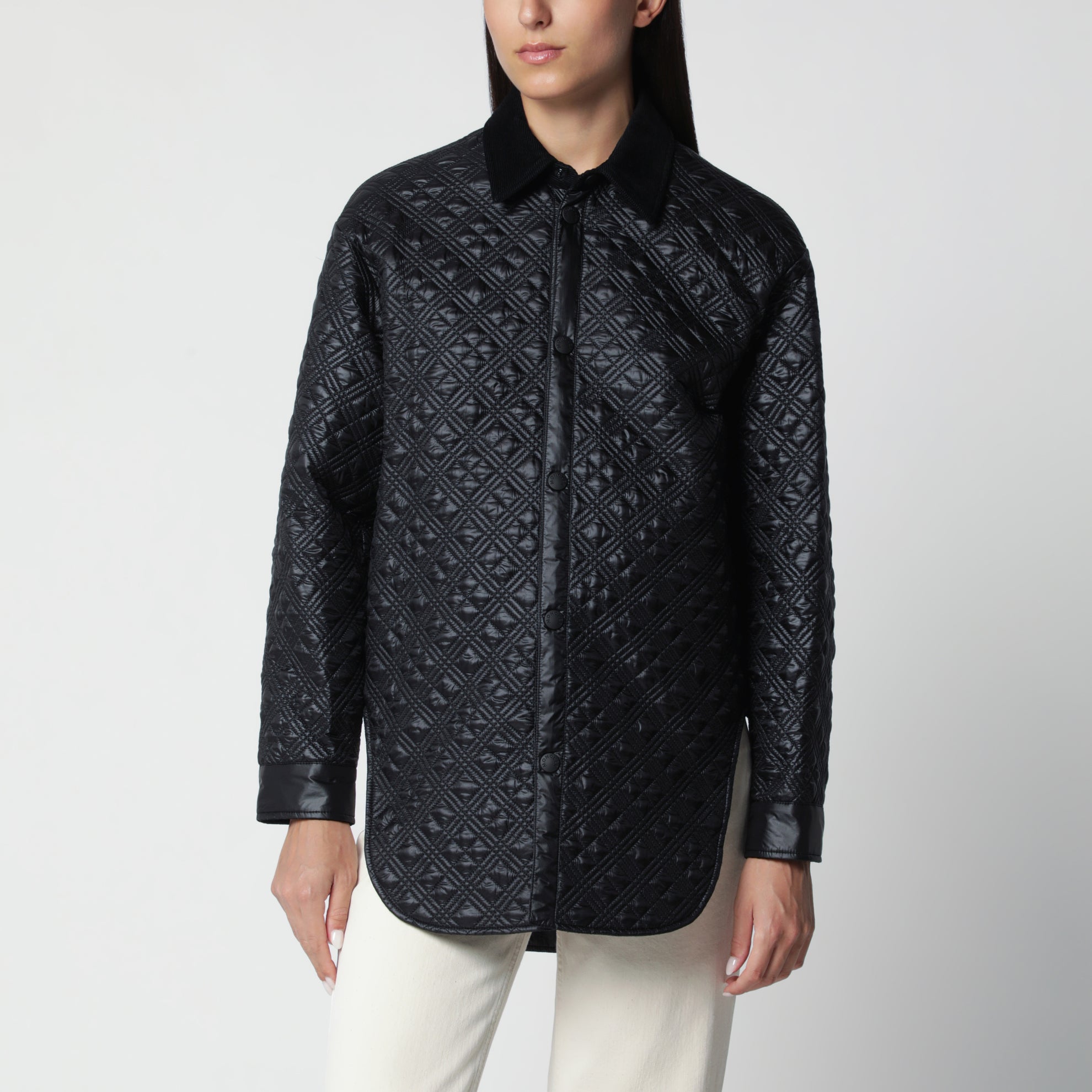 Giacca camicia imbottita nera con colletto in velluto a costine
