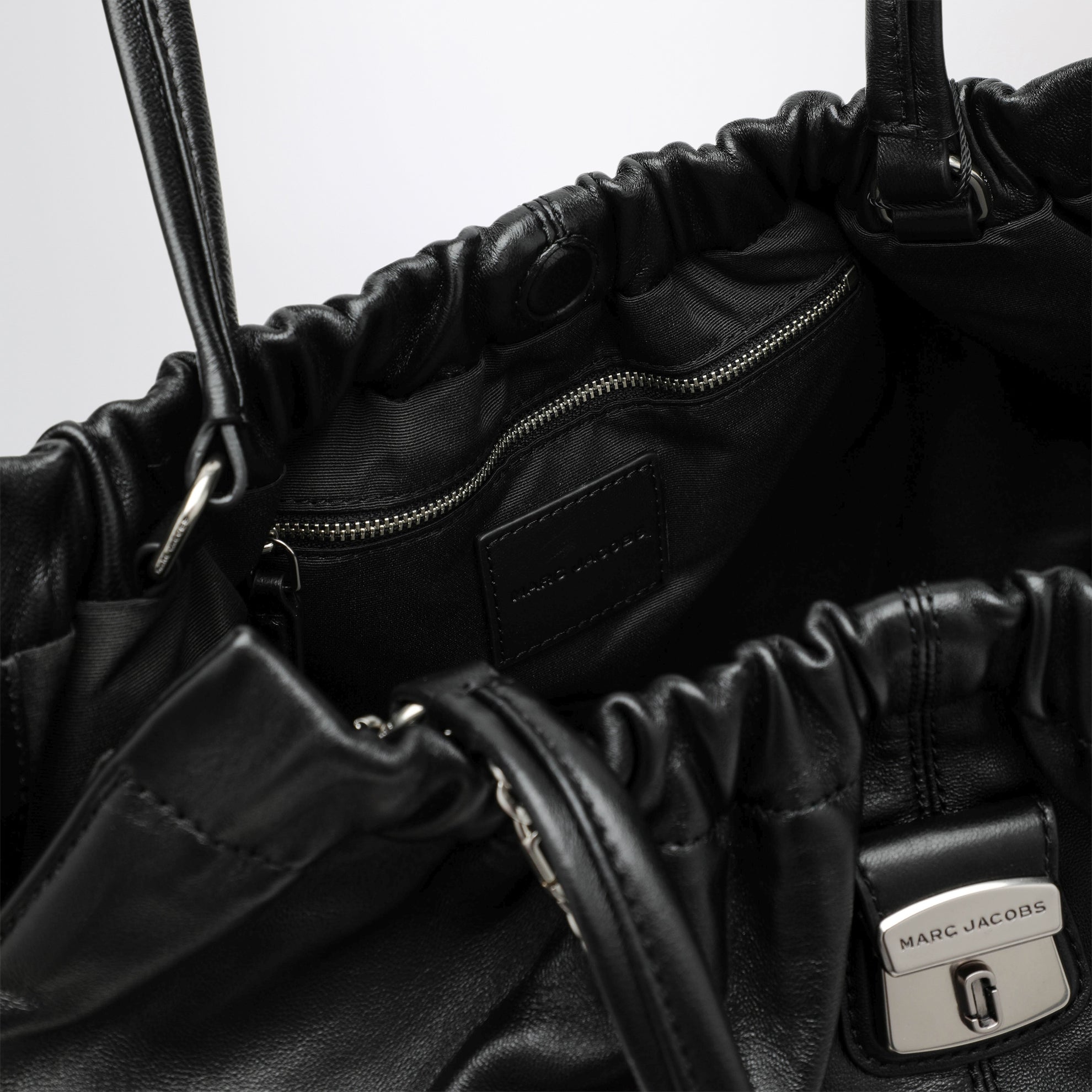 Black The Cristina Tote bag in leather