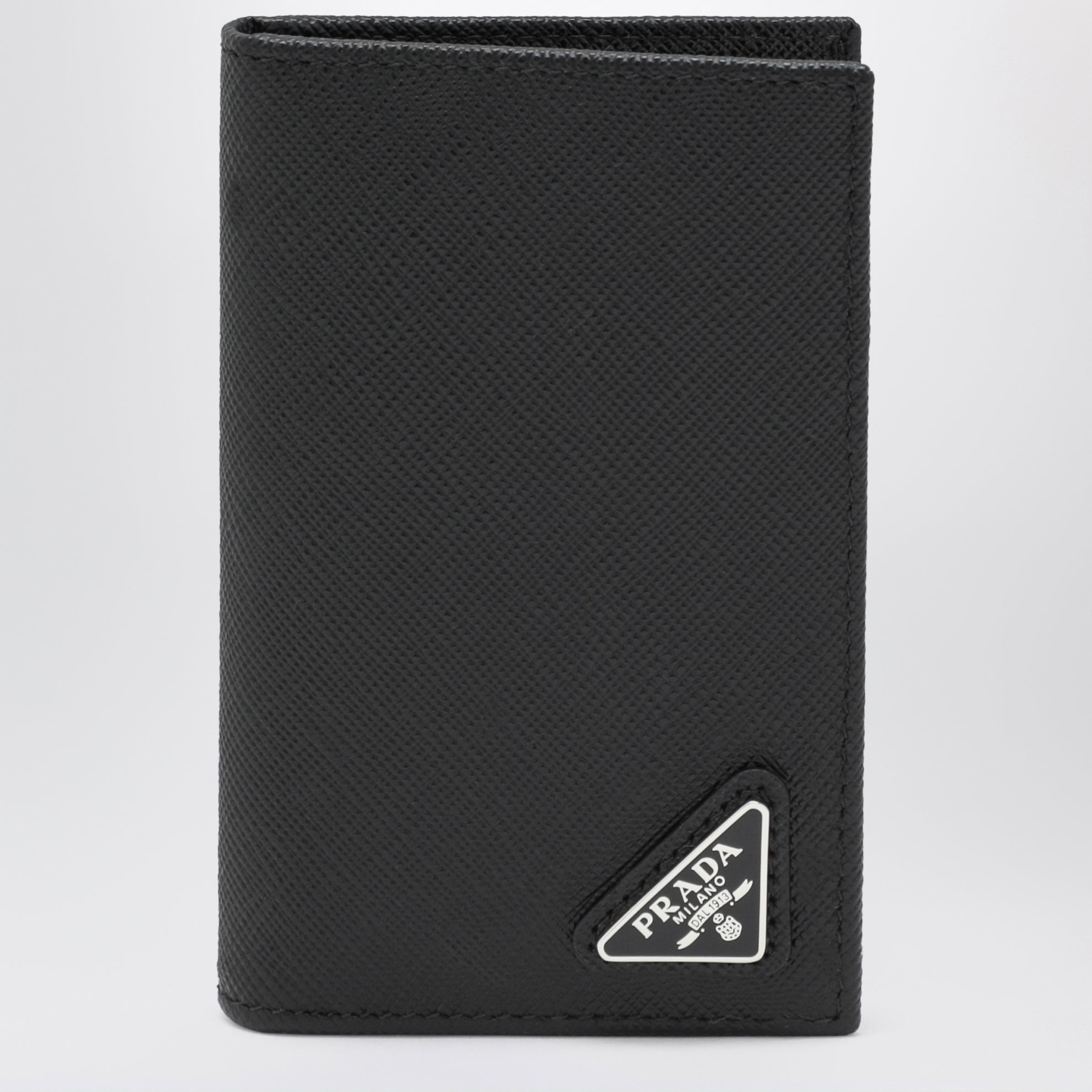 Black vertical wallet in Saffiano