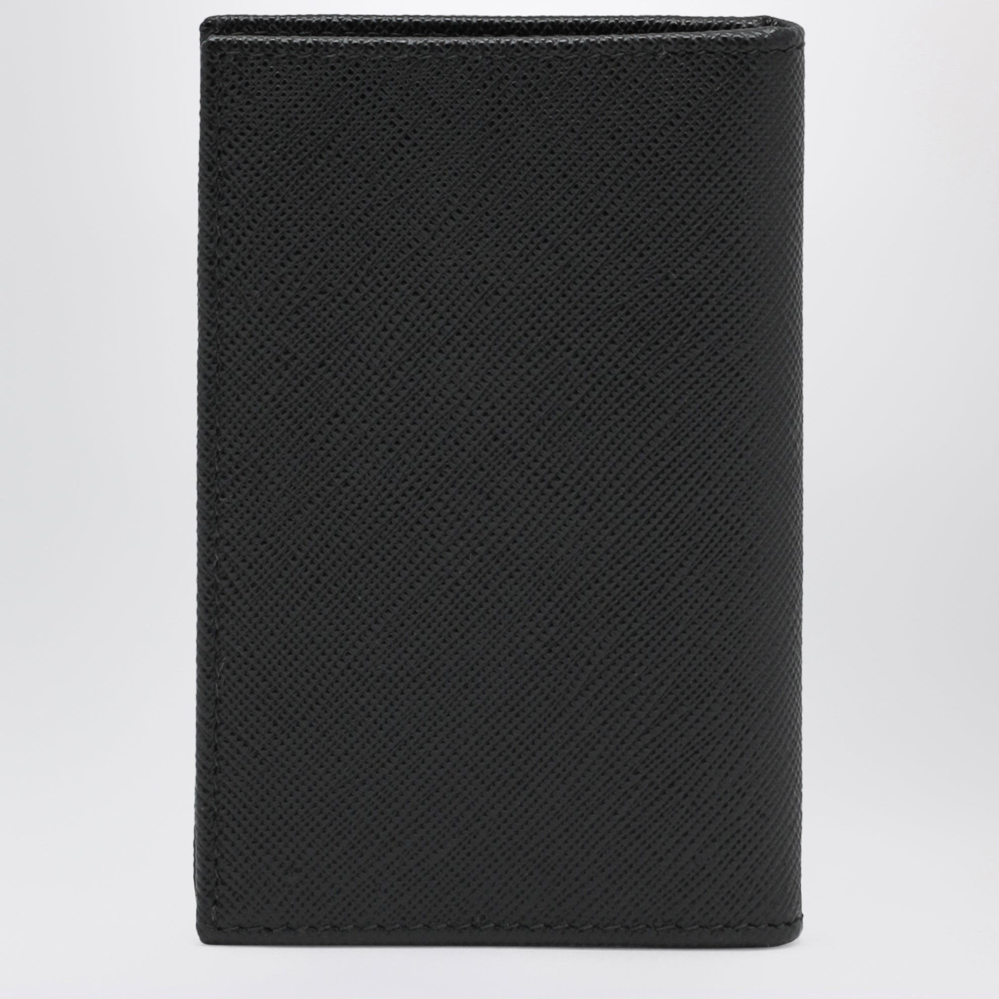 Black vertical wallet in Saffiano