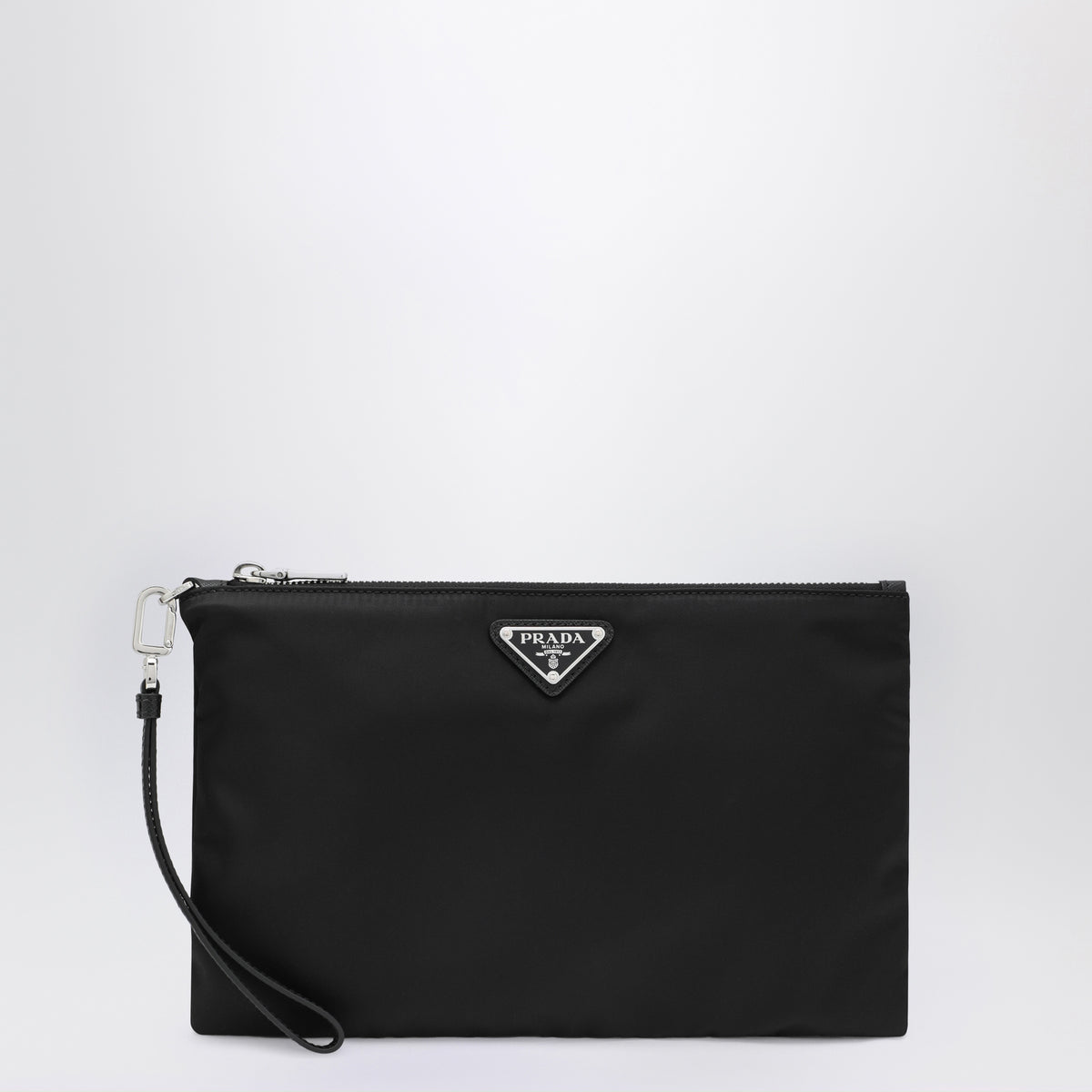 Schwarze Pouch aus Re-Nylon und Saffiano-Leder