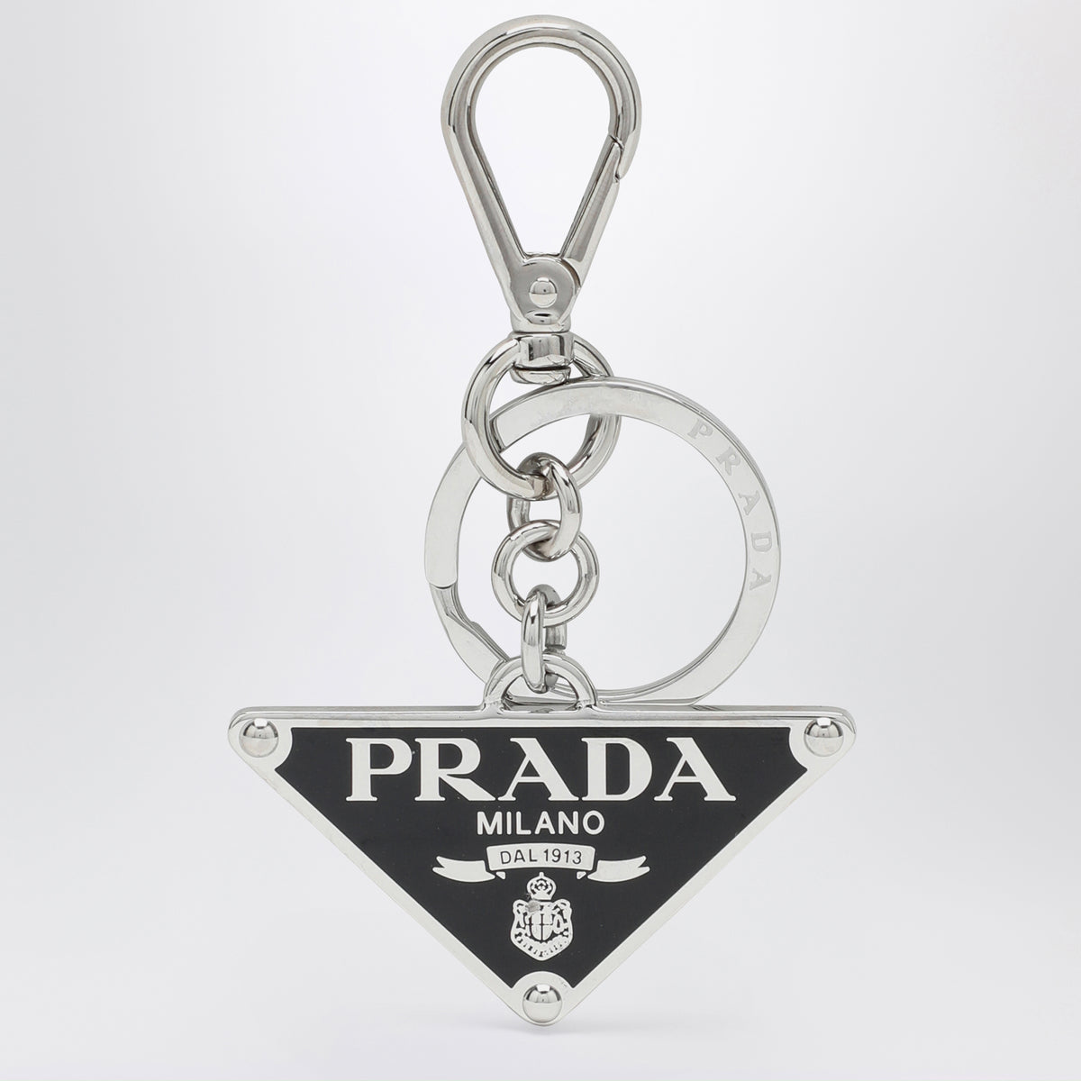 Black metal keyring with triangle logo