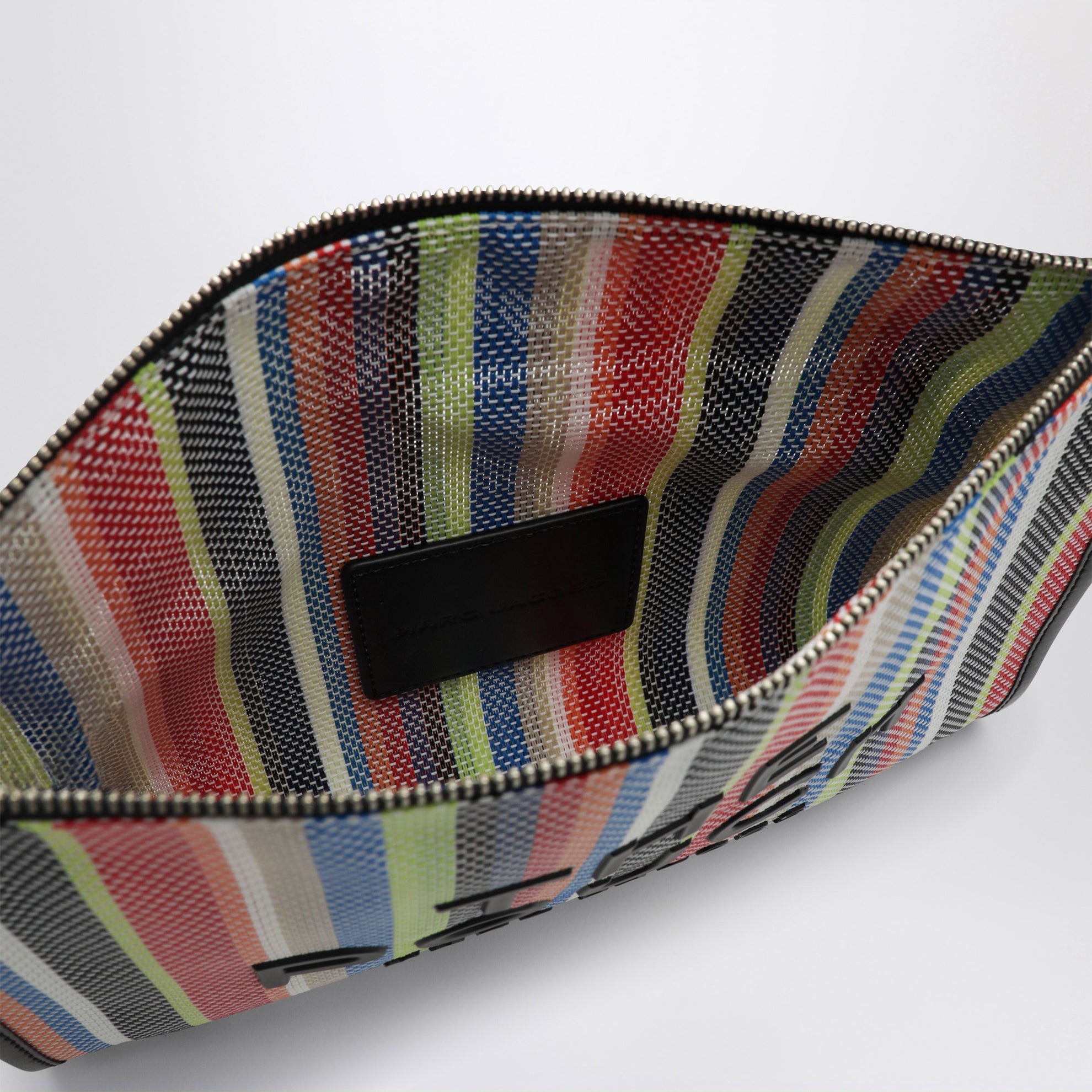 Pochette grande in rete a righe arcobaleno rossa