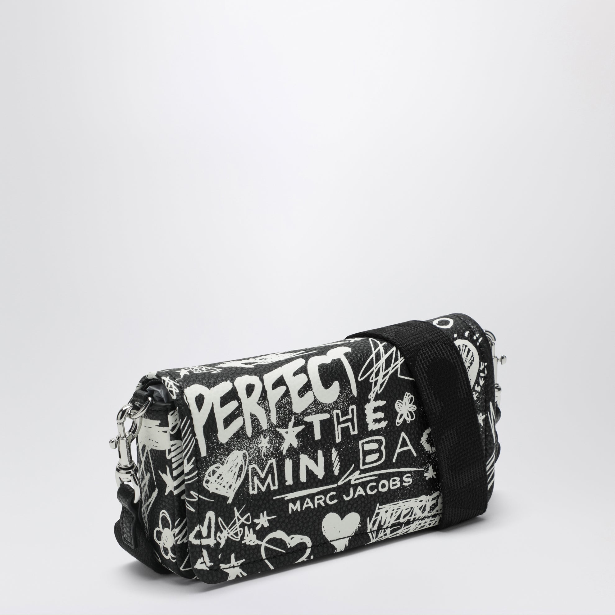 Mini-Schultertasche schwarz mit Punk-Schriftzug