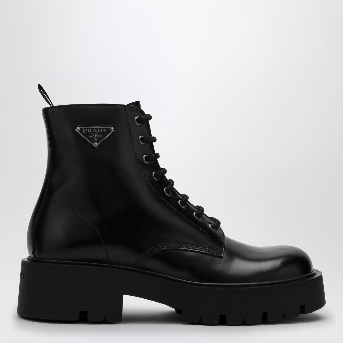 Stivaletto nero in pelle spazzolata