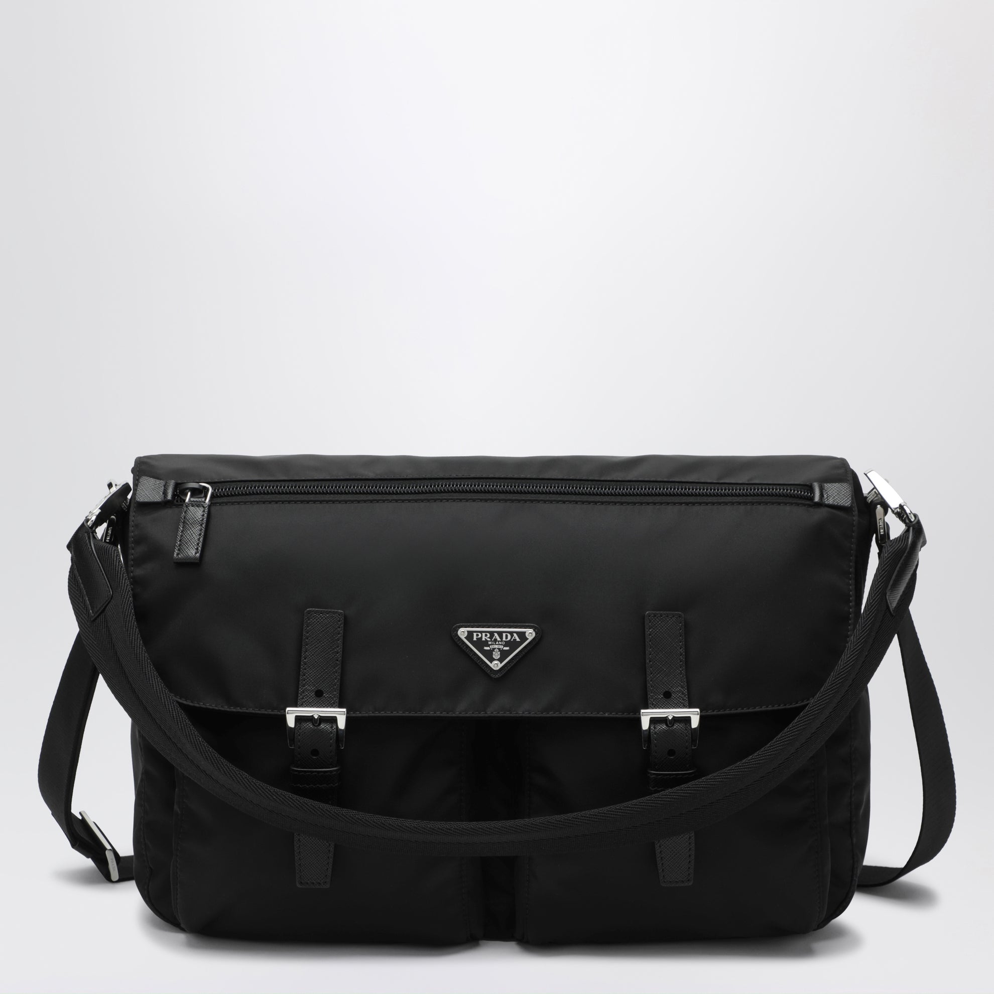 Borsa a tracolla in Re-Nylon nera