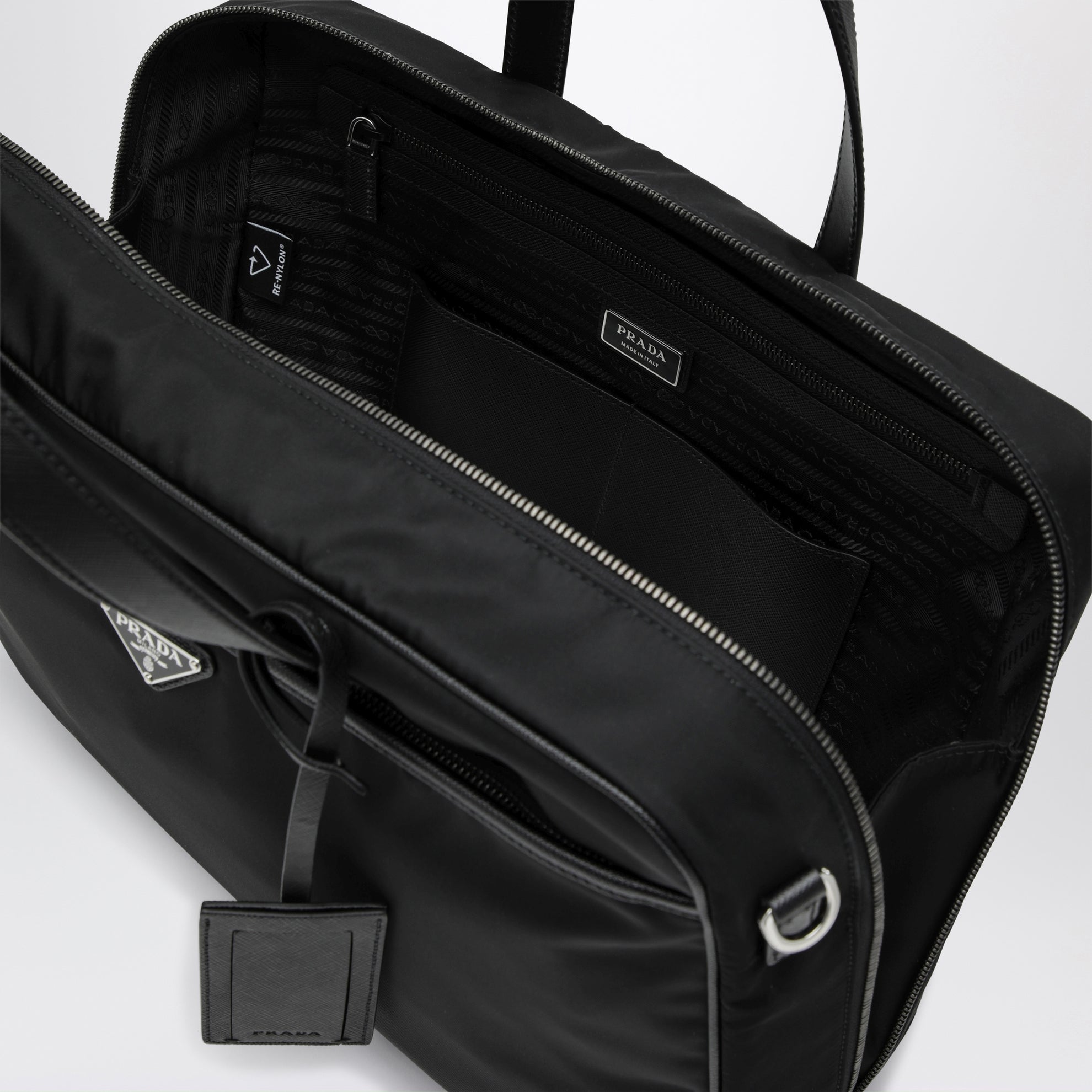 Borsa da lavoro in Re-Nylon e pelle Saffiano nera