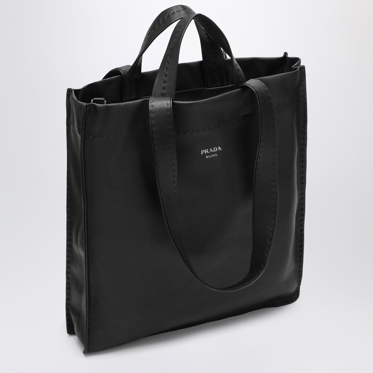 Borsa shopping in nappa nera