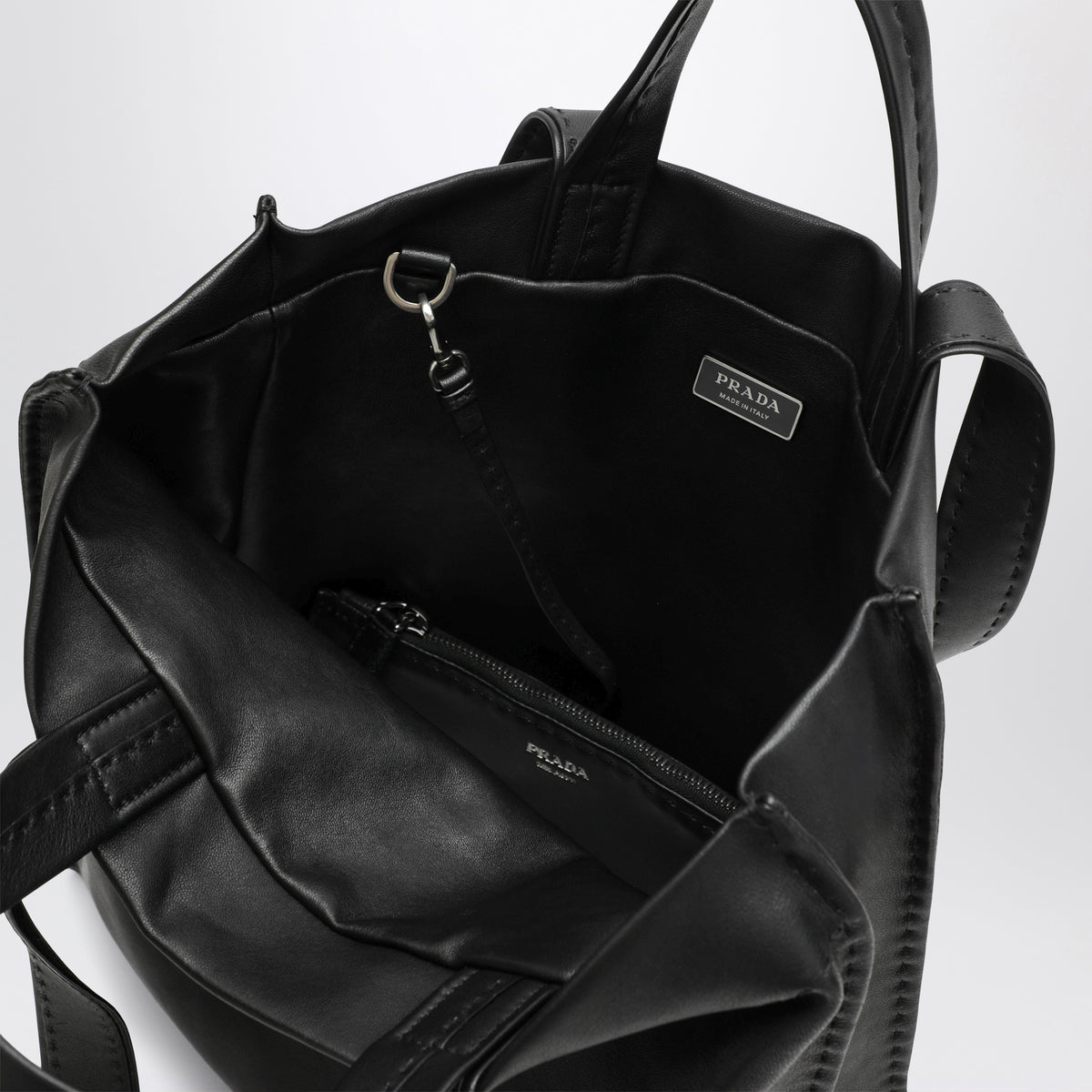 Borsa shopping in nappa nera