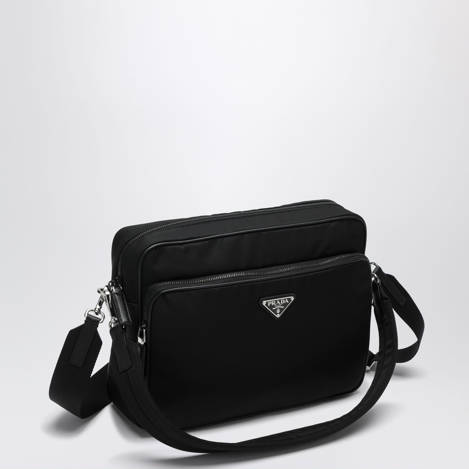 Borsa a tracolla in Re-Nylon e pelle nera