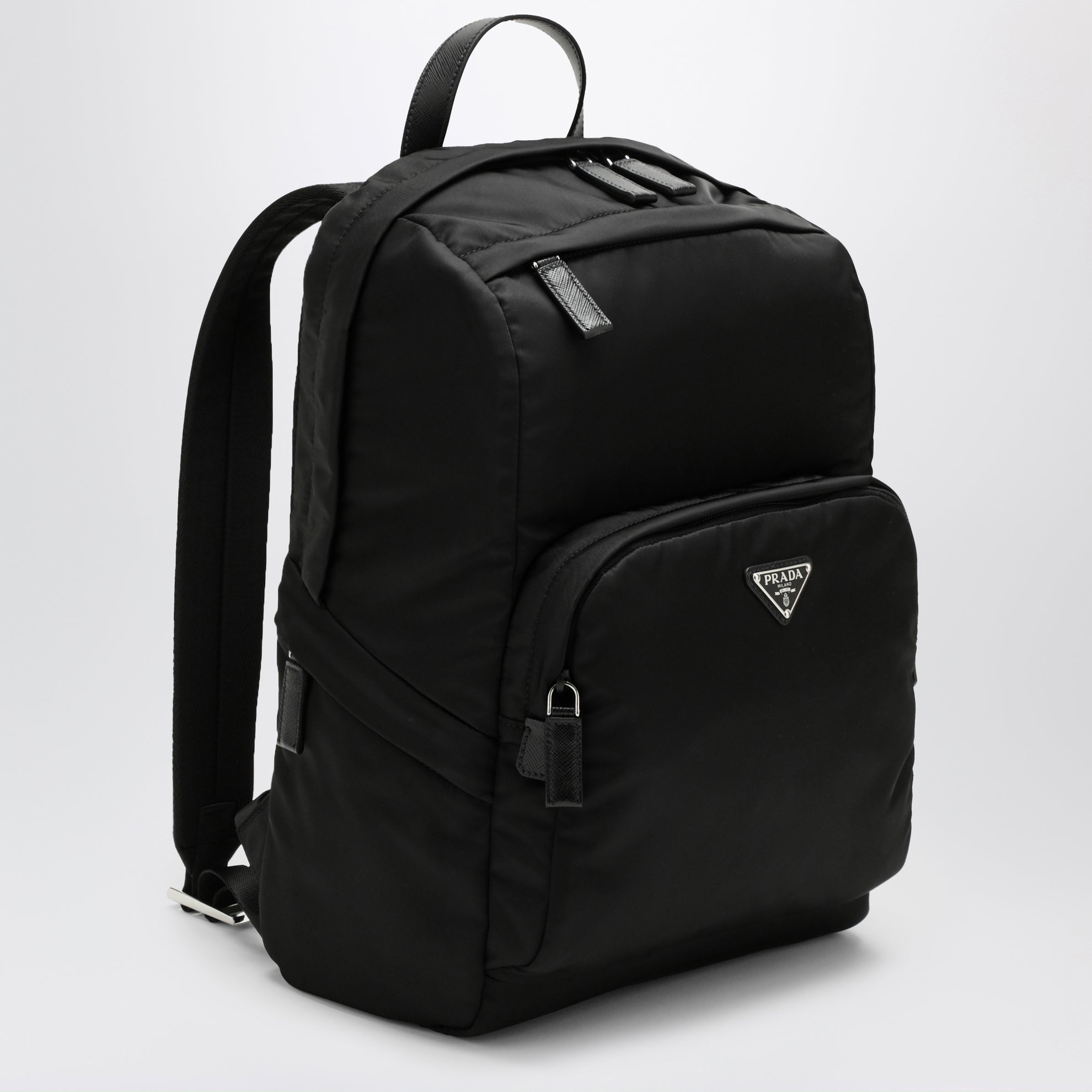 Schwarzer Rucksack aus Re-Nylon