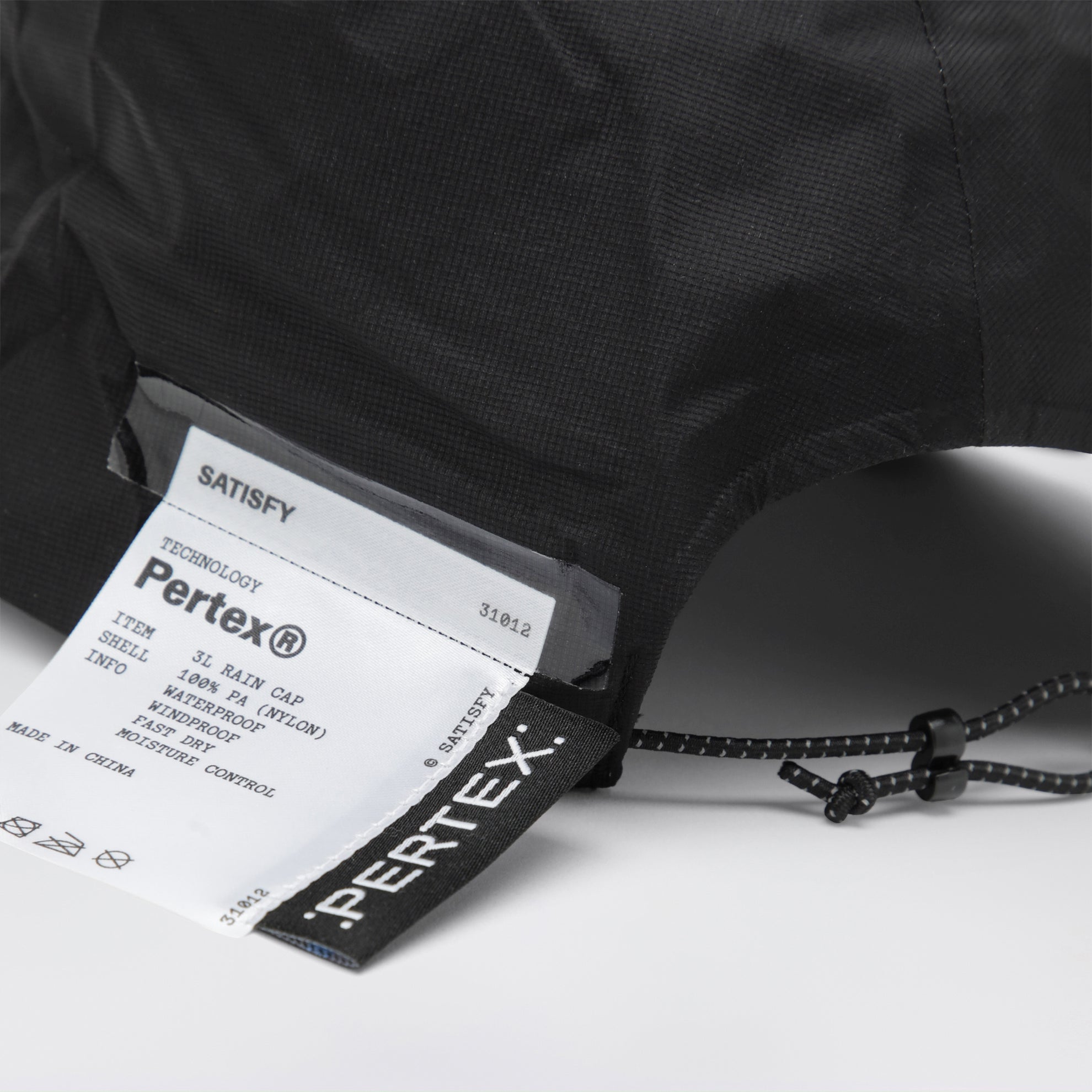Schwarze Pertex 3L Rain Cap