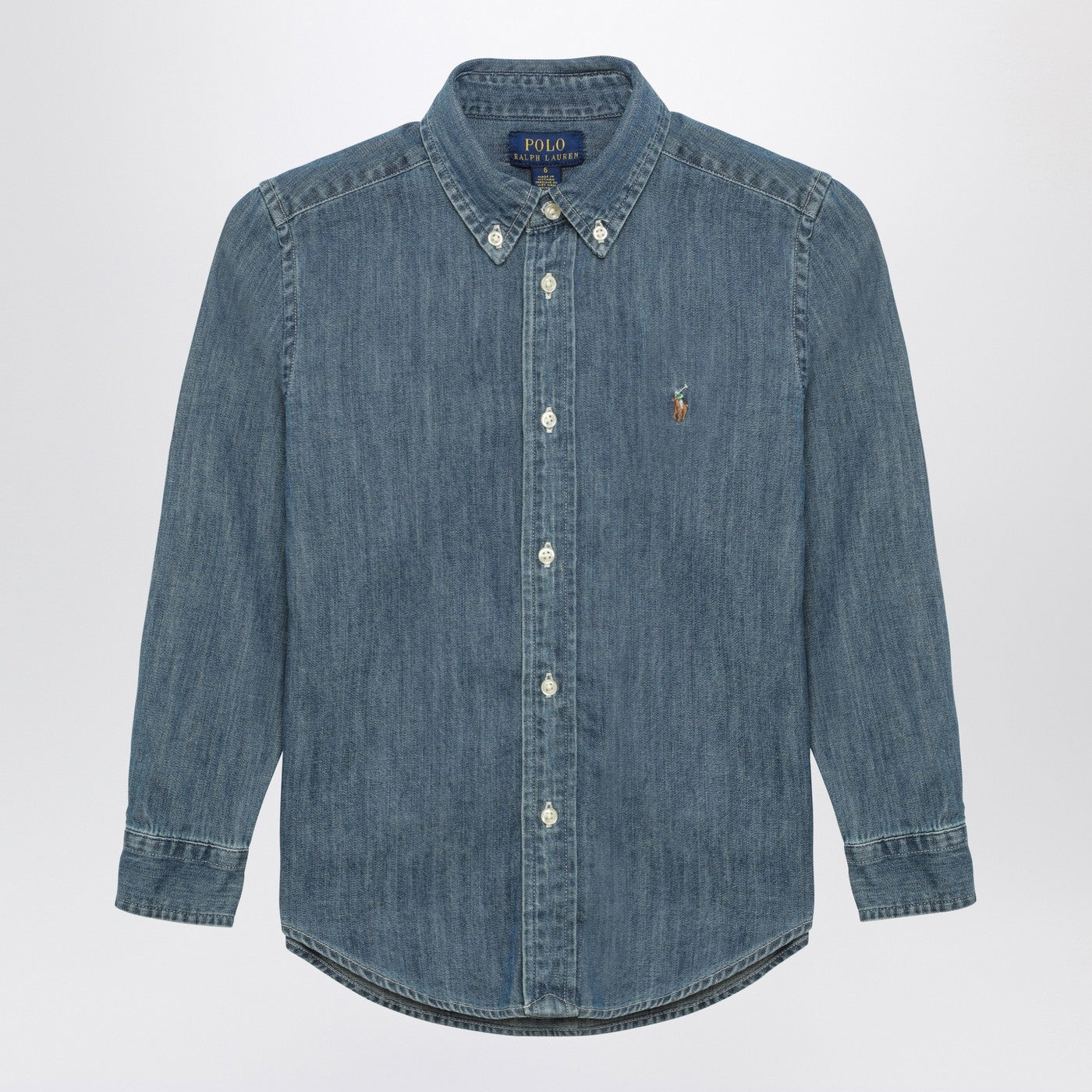 Chemise boutonnée bleue en denim