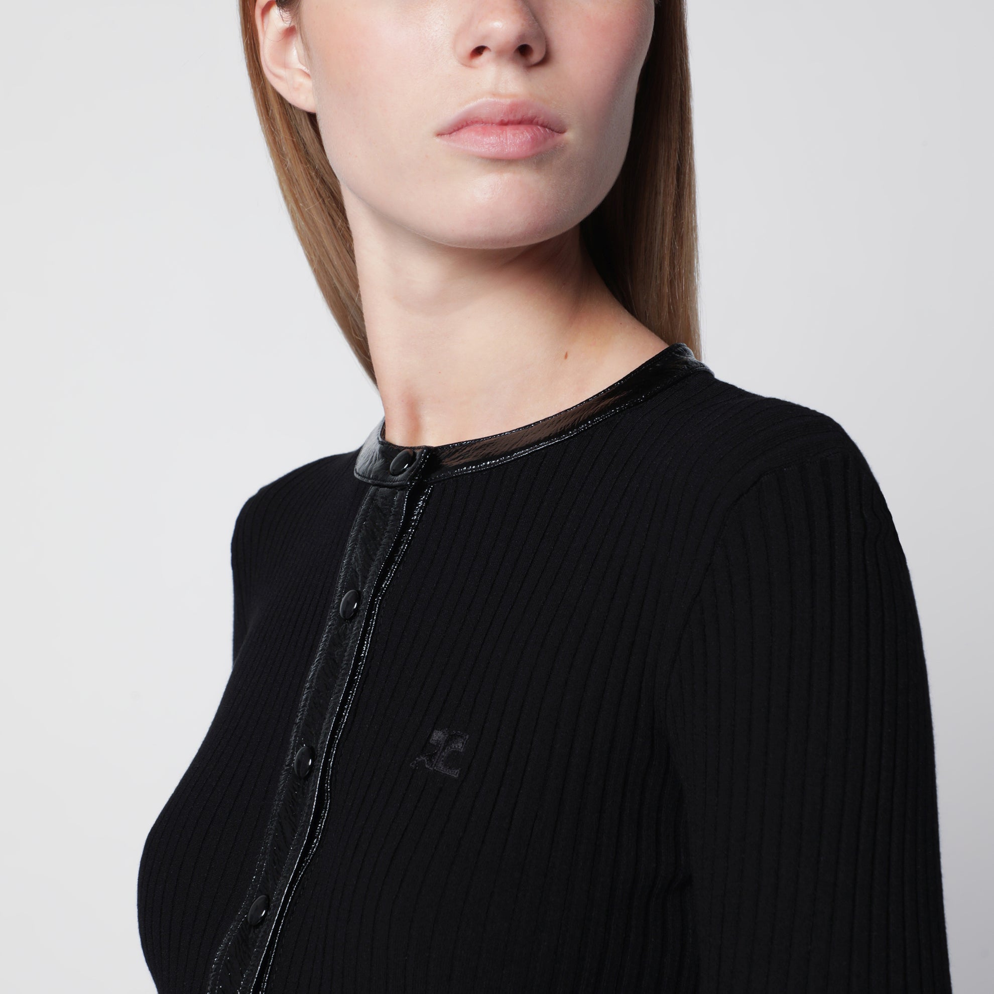 Cardigan a coste con dettagli in vinile nero